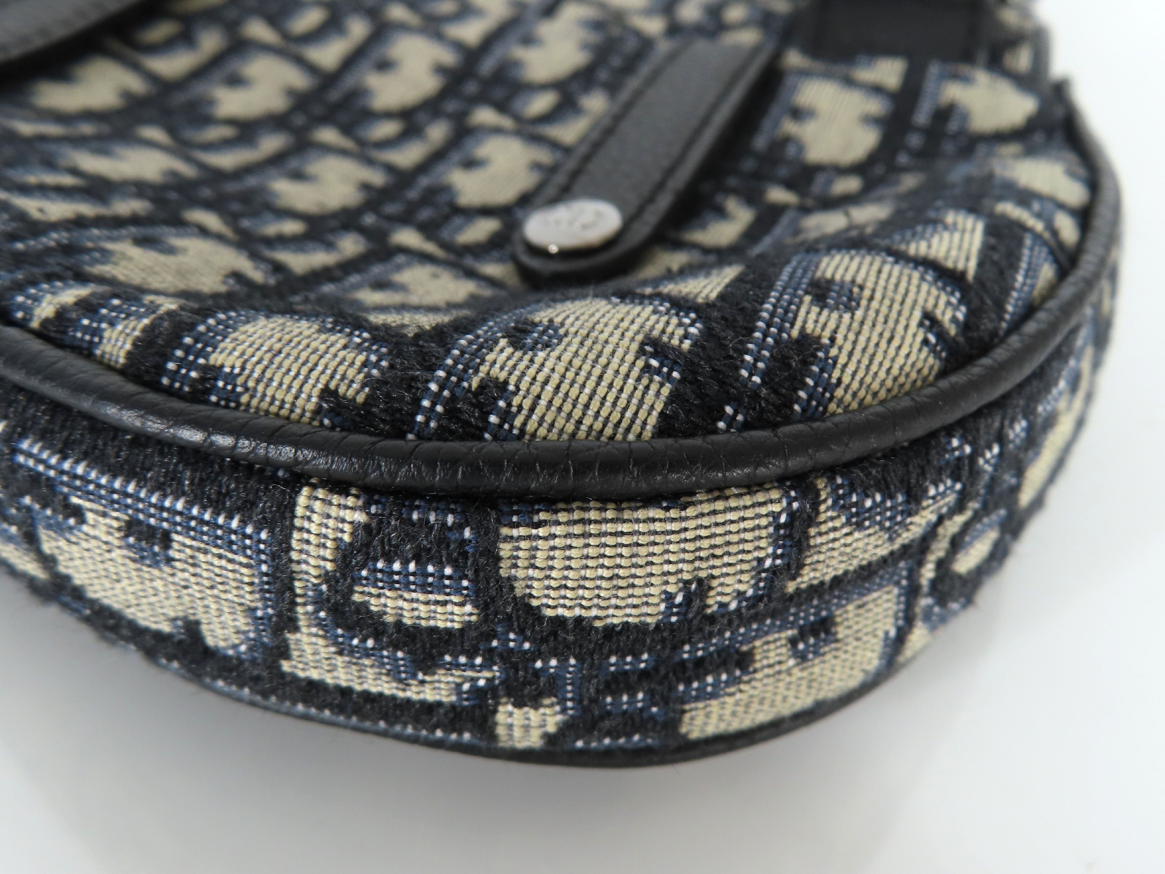 Oblique Saddle Bag Shoulder Bag — view 6