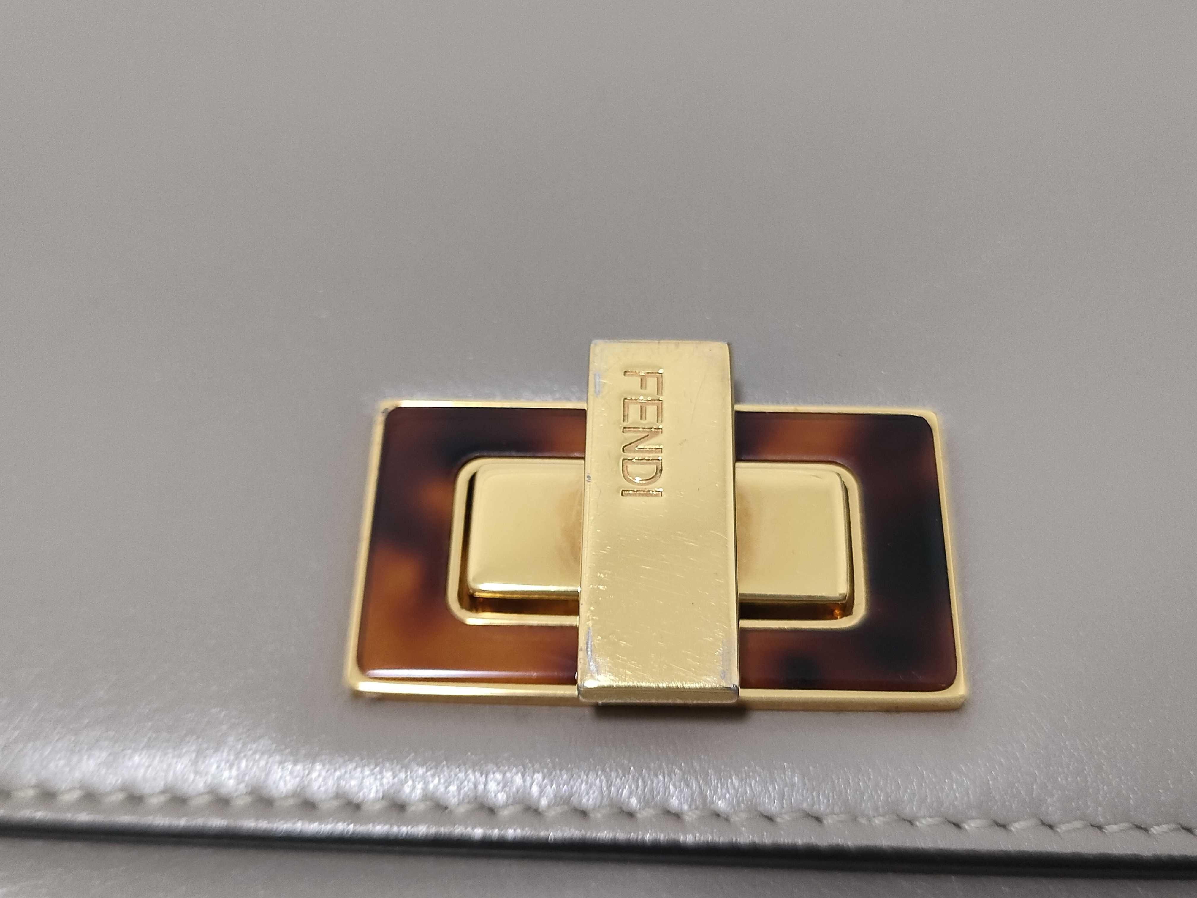 Peekaboo Wallet — view 7