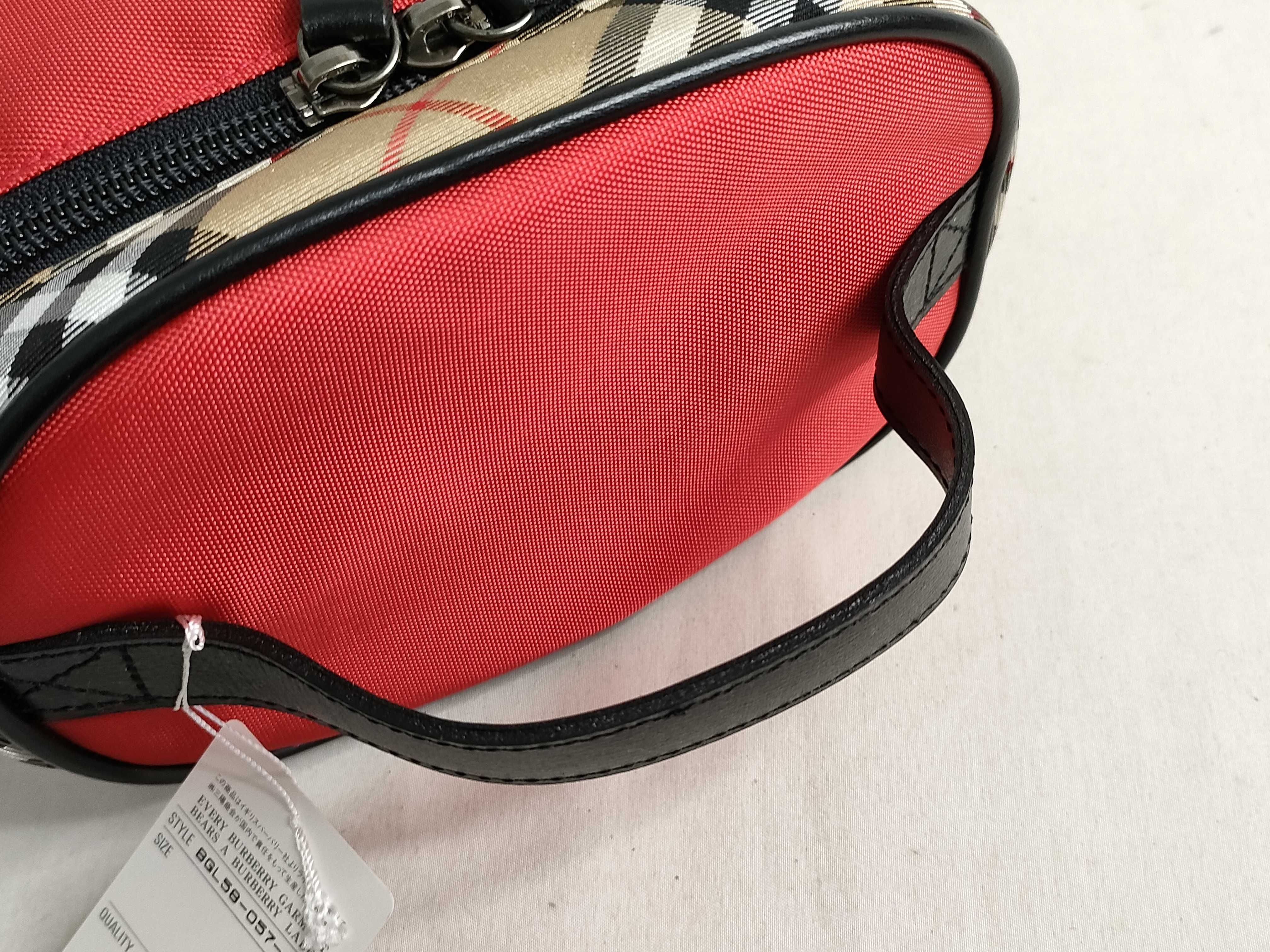 vanity bag, red — view 3