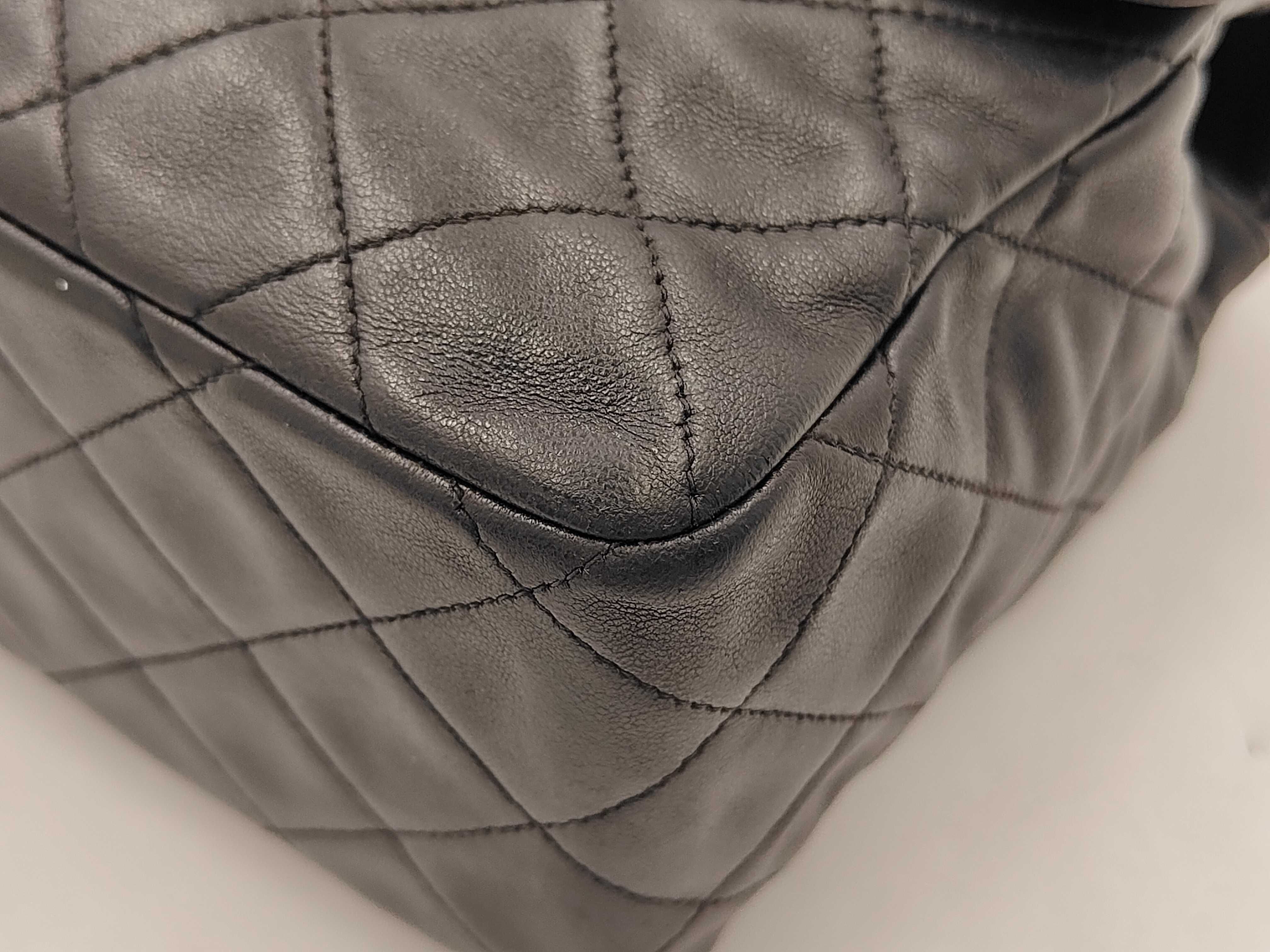 Matelassé 25 Double Chain Shoulder Bag — view 4