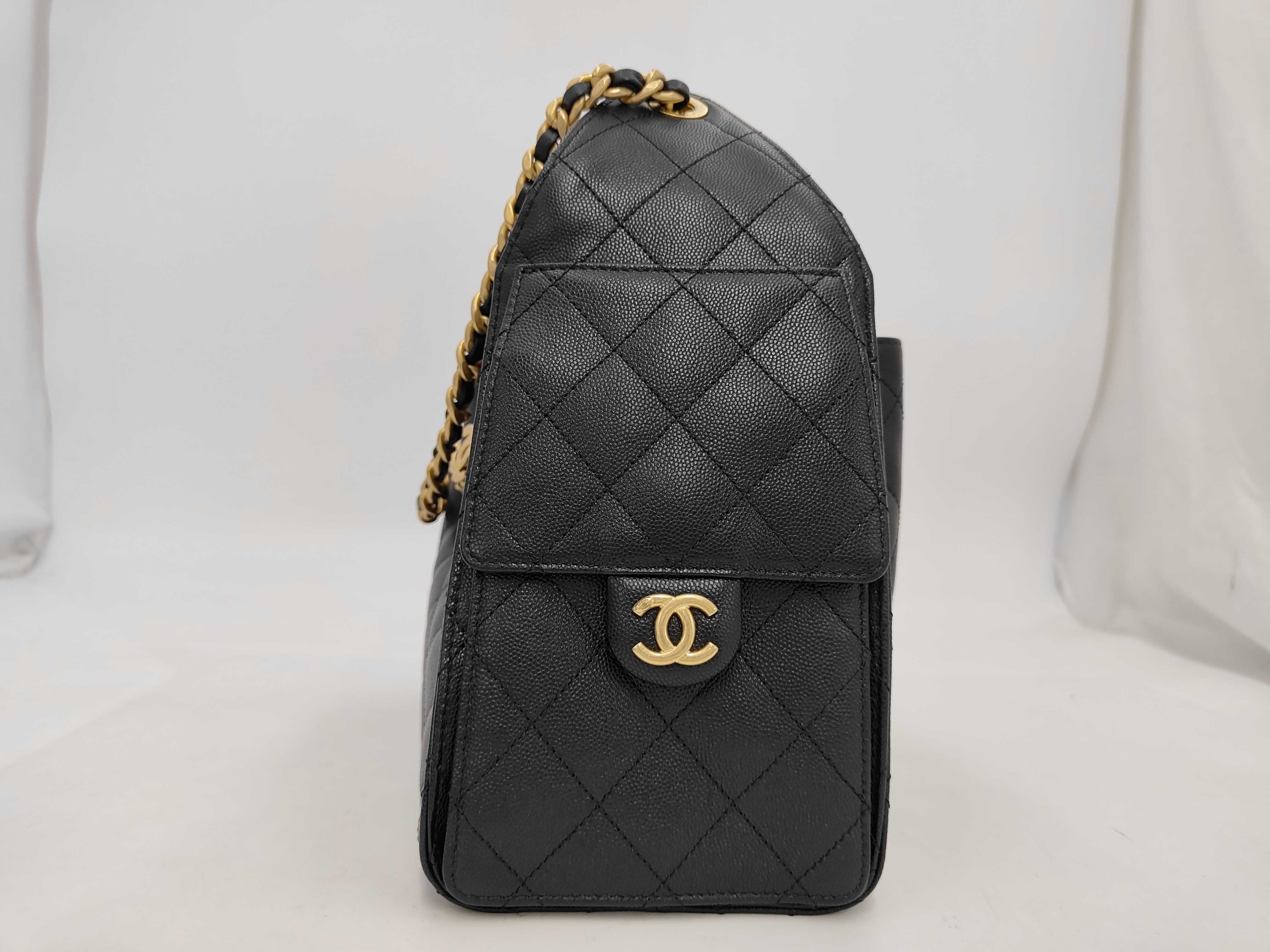25 Small Caviar Leather Black Shoulder Bag with Serial Number Plate — view 11