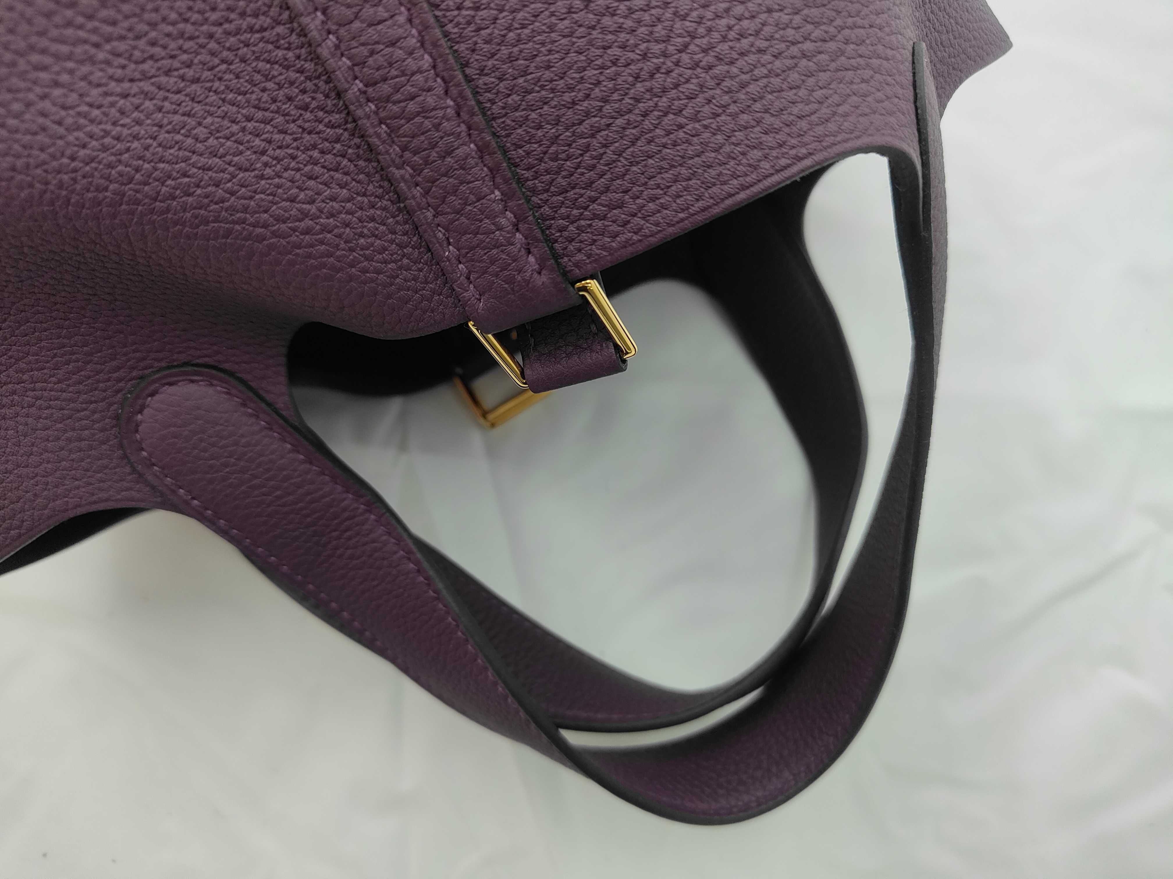 Picotin PM B stamp Taurillon Maurice Cassis Handbag — view 3