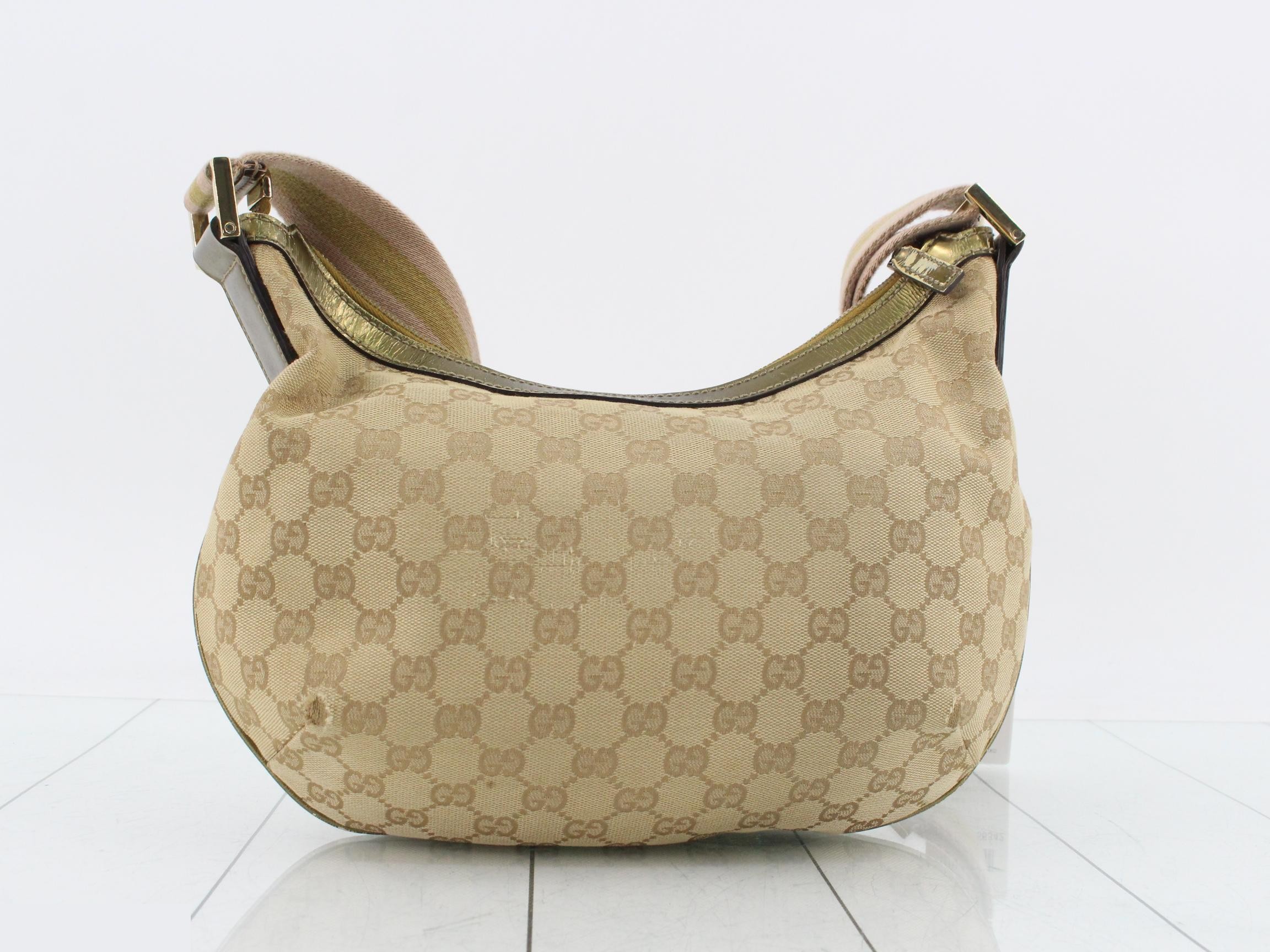 GG Canvas Shoulder Bag — view 2