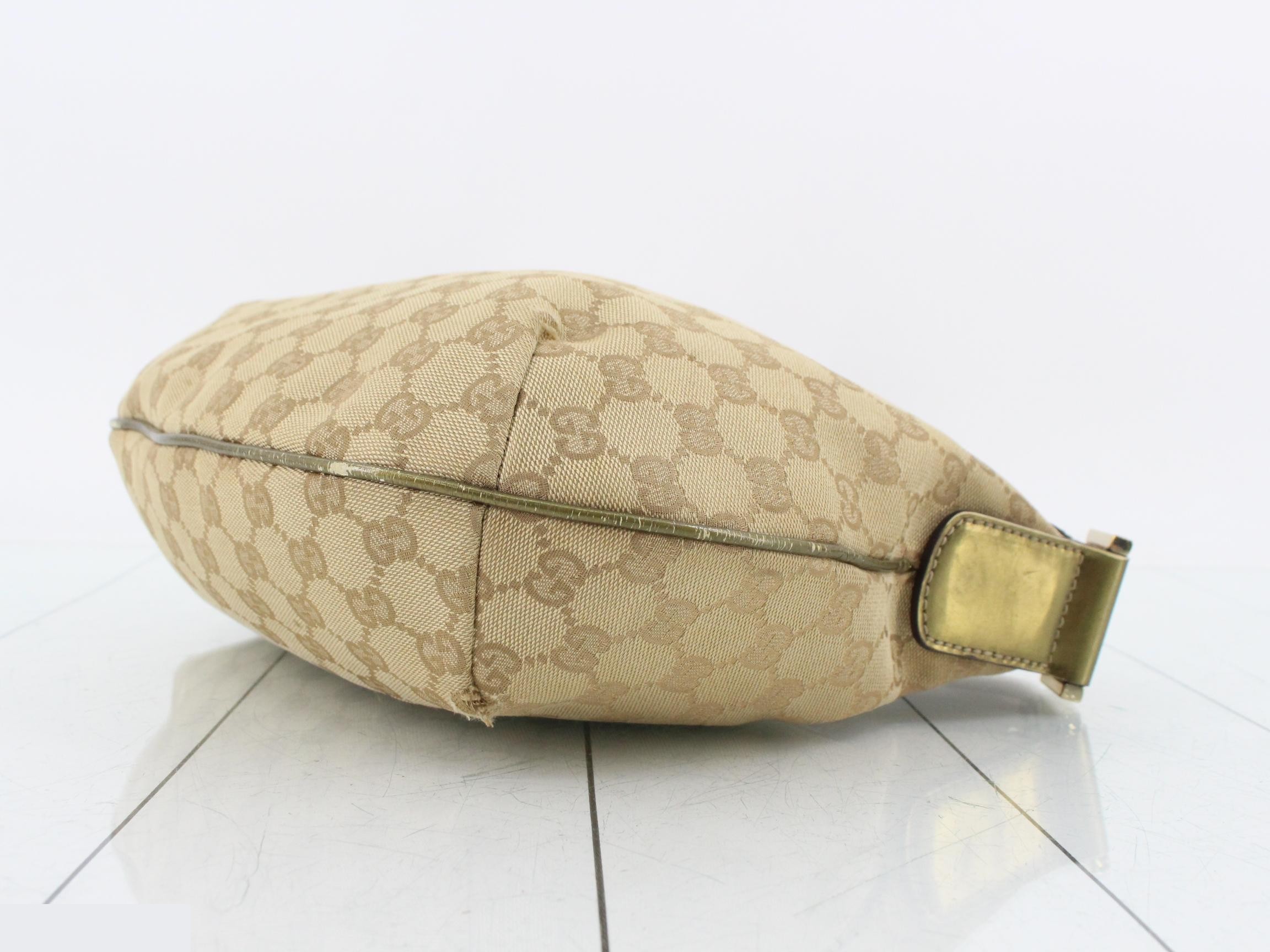 GG Canvas Shoulder Bag — view 6