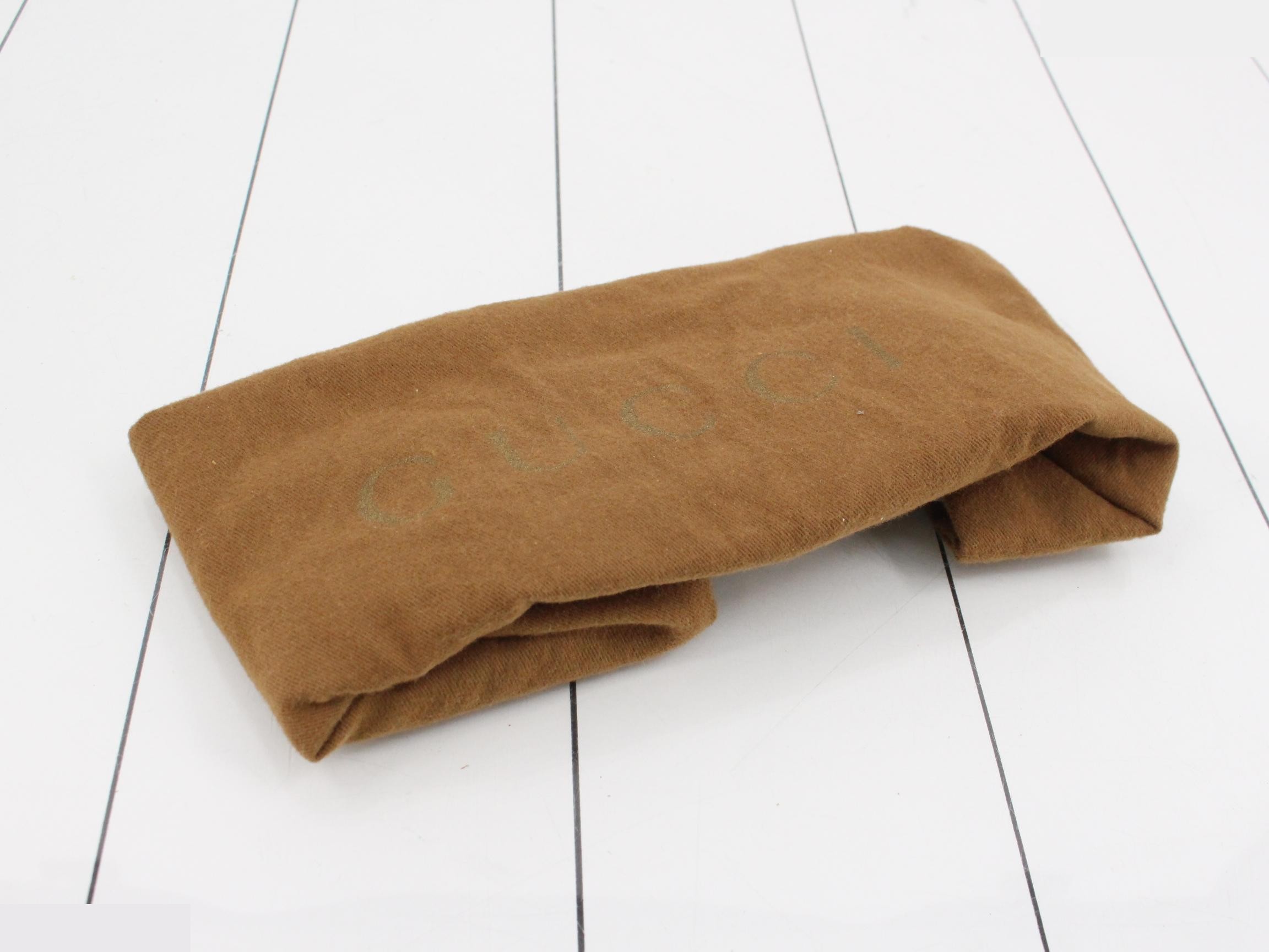 GG Canvas Shoulder Bag — view 7