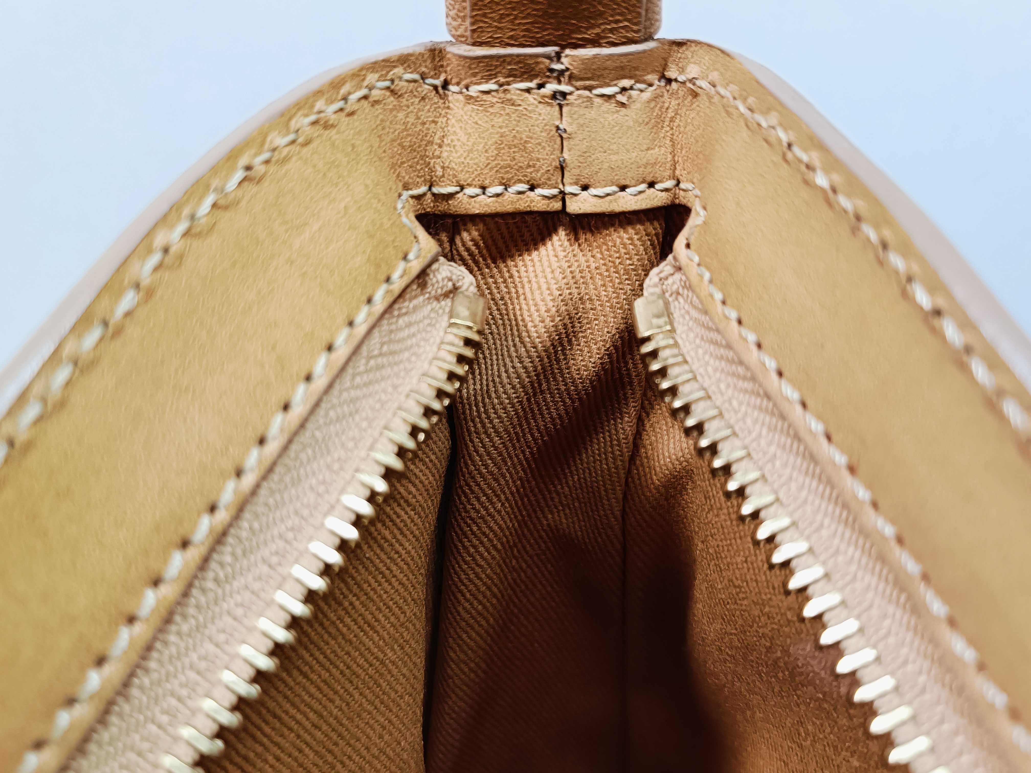 Beige One-Shoulder Shoulder Bag with Tag — view 10