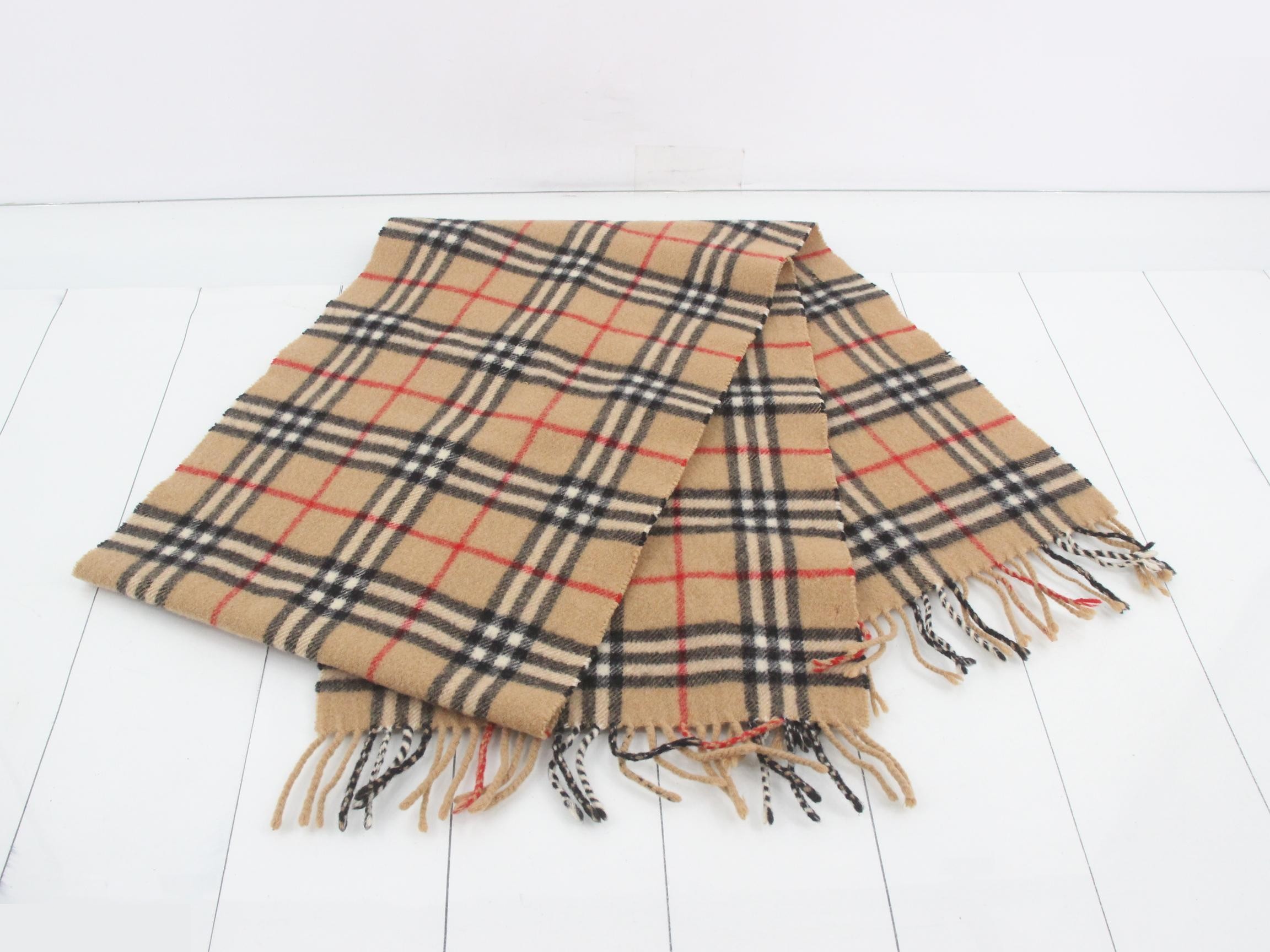 Other lines: Small items, accessories, and scarves — view 3