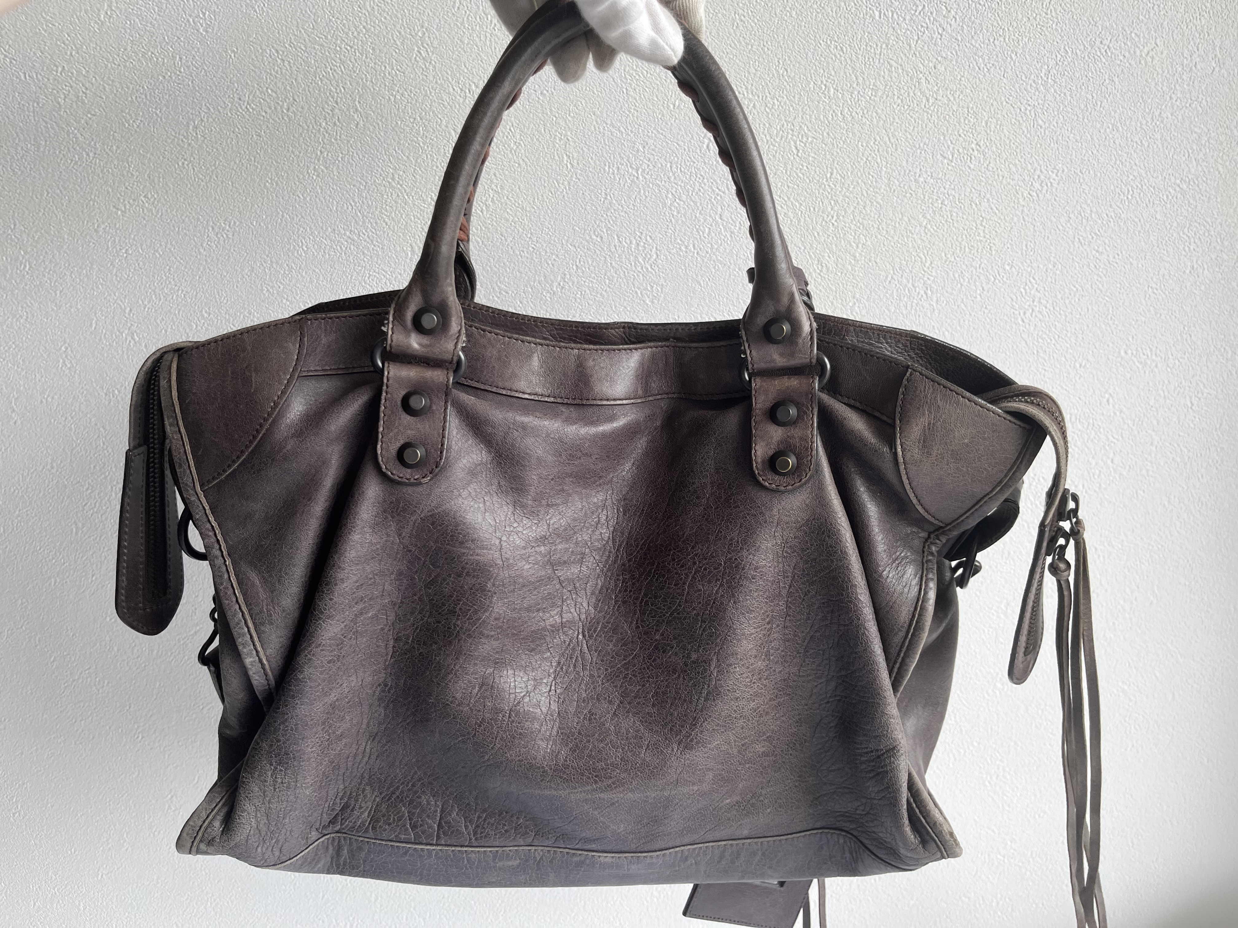 The City Brown Shoulder Bag with Mirror and Shoulder Strap — view 3