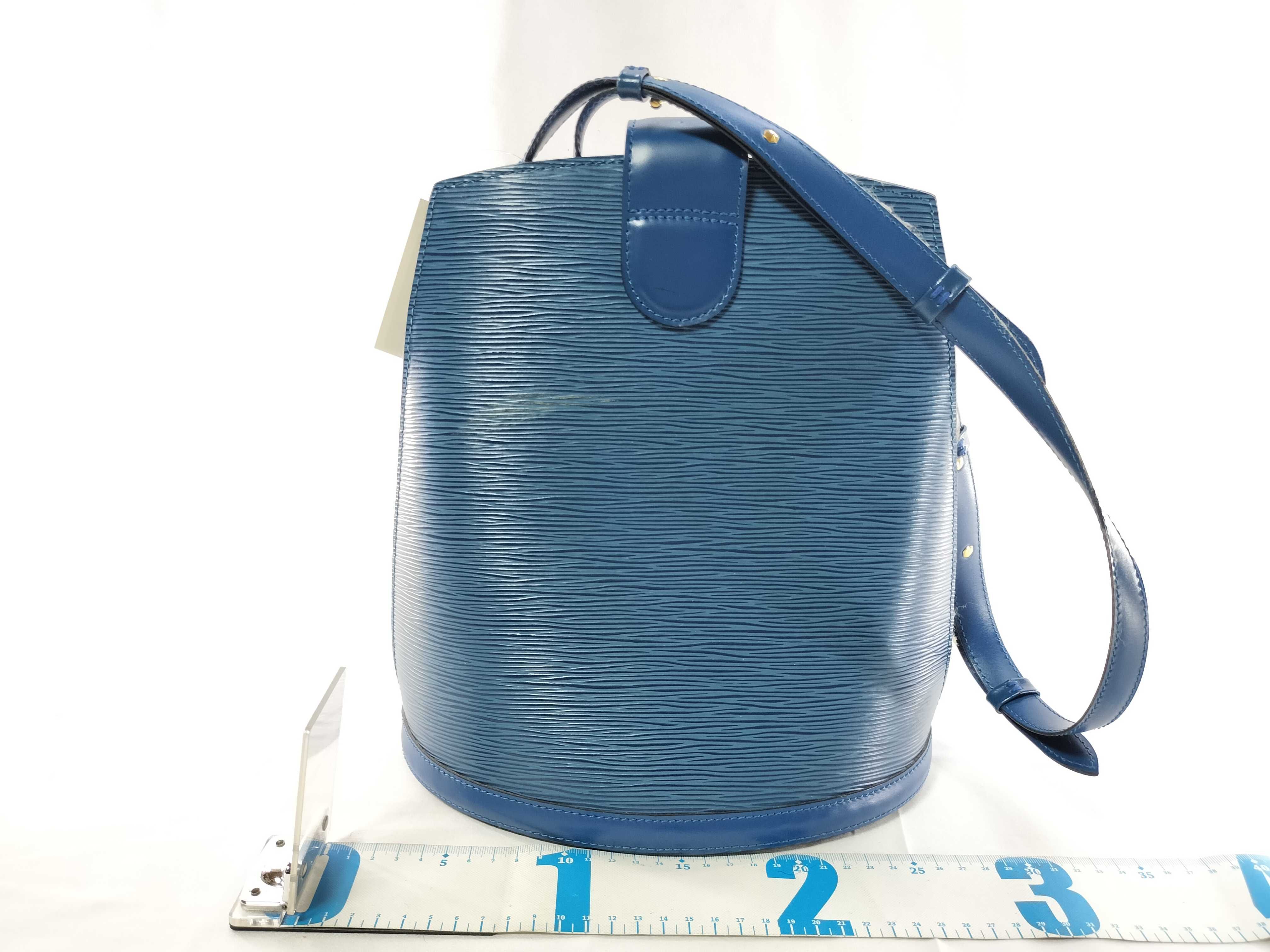Epi Cluny Blue Shoulder Bag — view 2
