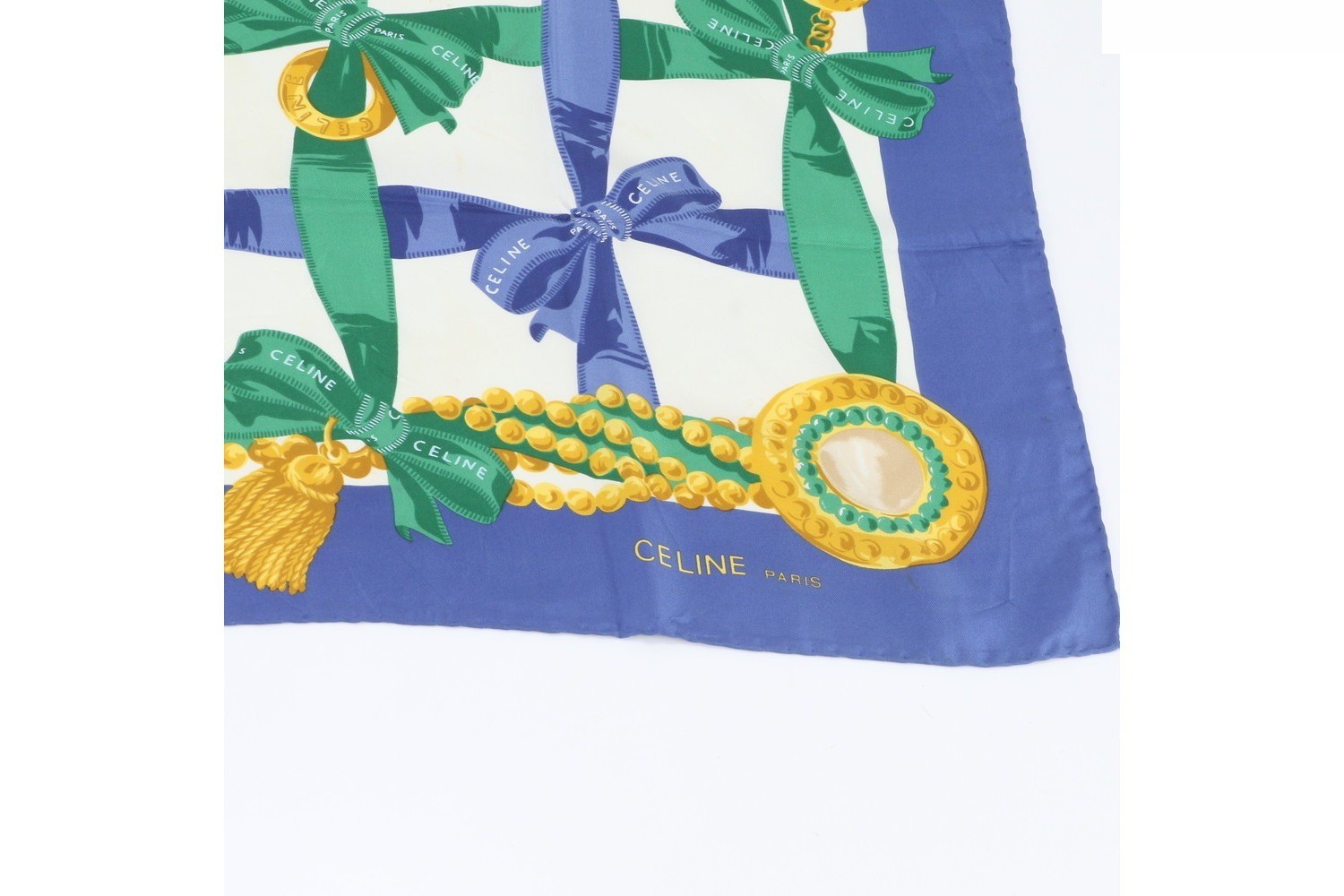 scarf — view 5