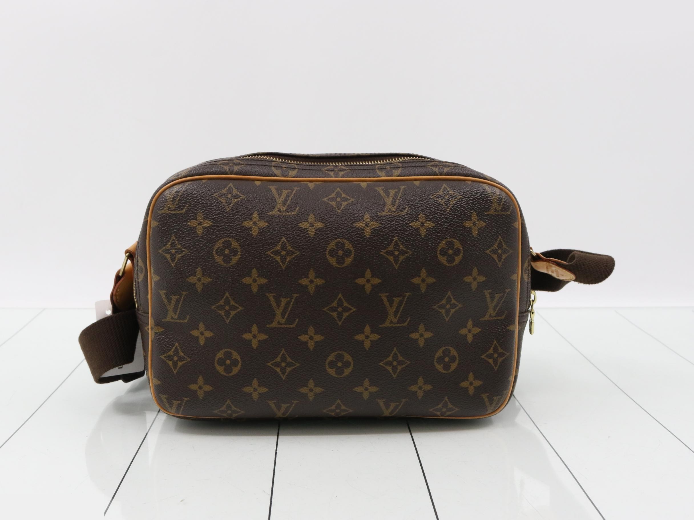 LV Monogram Reporter PM M45254 — view 2