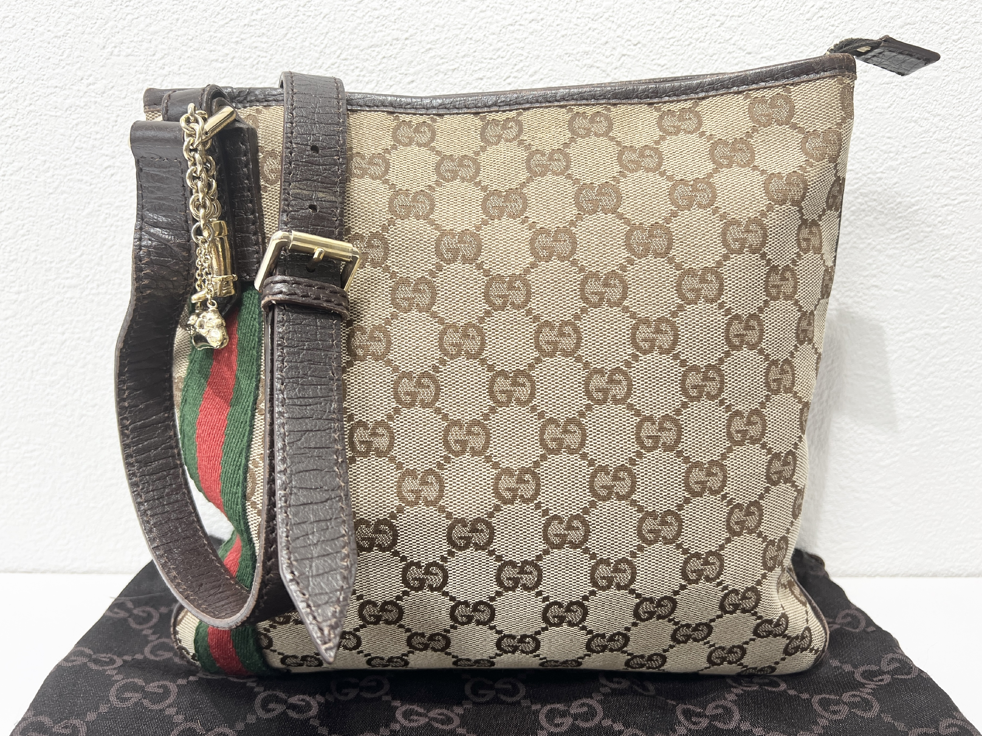 Sherry Line GG Charm Canvas Leather Shoulder Bag Messenger Bag Sacoche Shoulder Bag