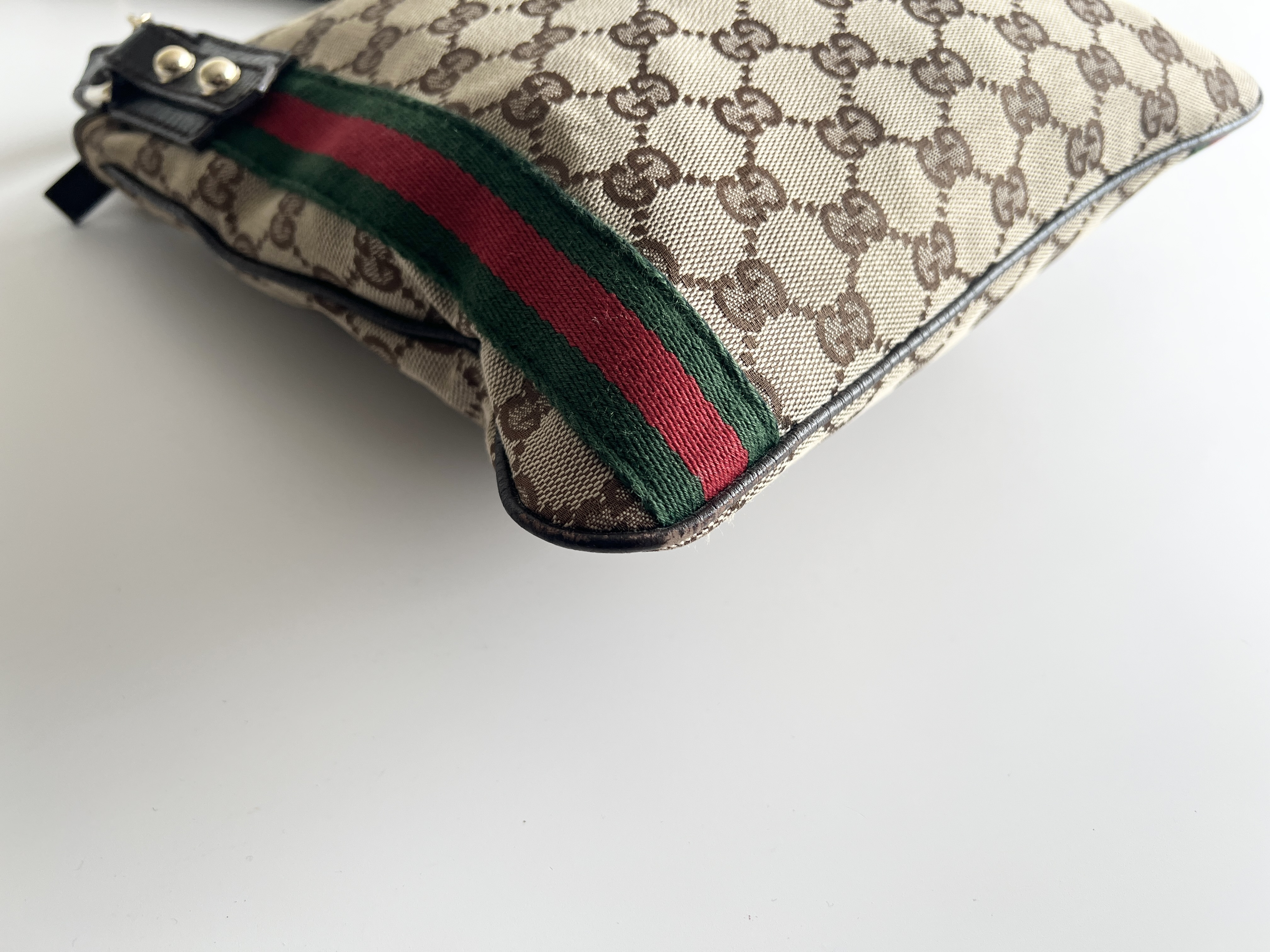 Sherry Line GG Charm Canvas Leather Shoulder Bag Messenger Bag Sacoche Shoulder Bag — view 10