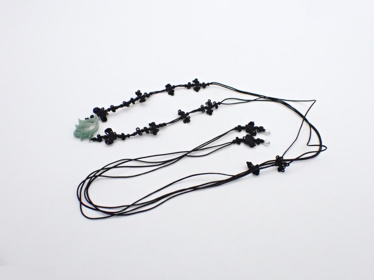 logo jade and pearl choker, approximately 160cm in length. — view 3