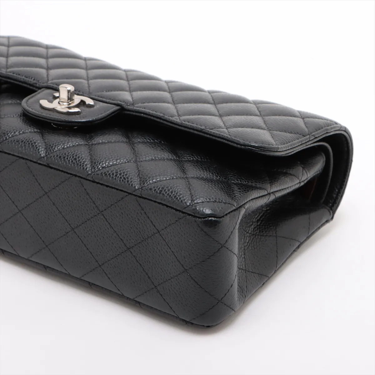 [Individually wrapped] Chanel Matelasse 25 caviar skin double flap double chain bag black silver hardware 23960566 23 series A01112 — view 3