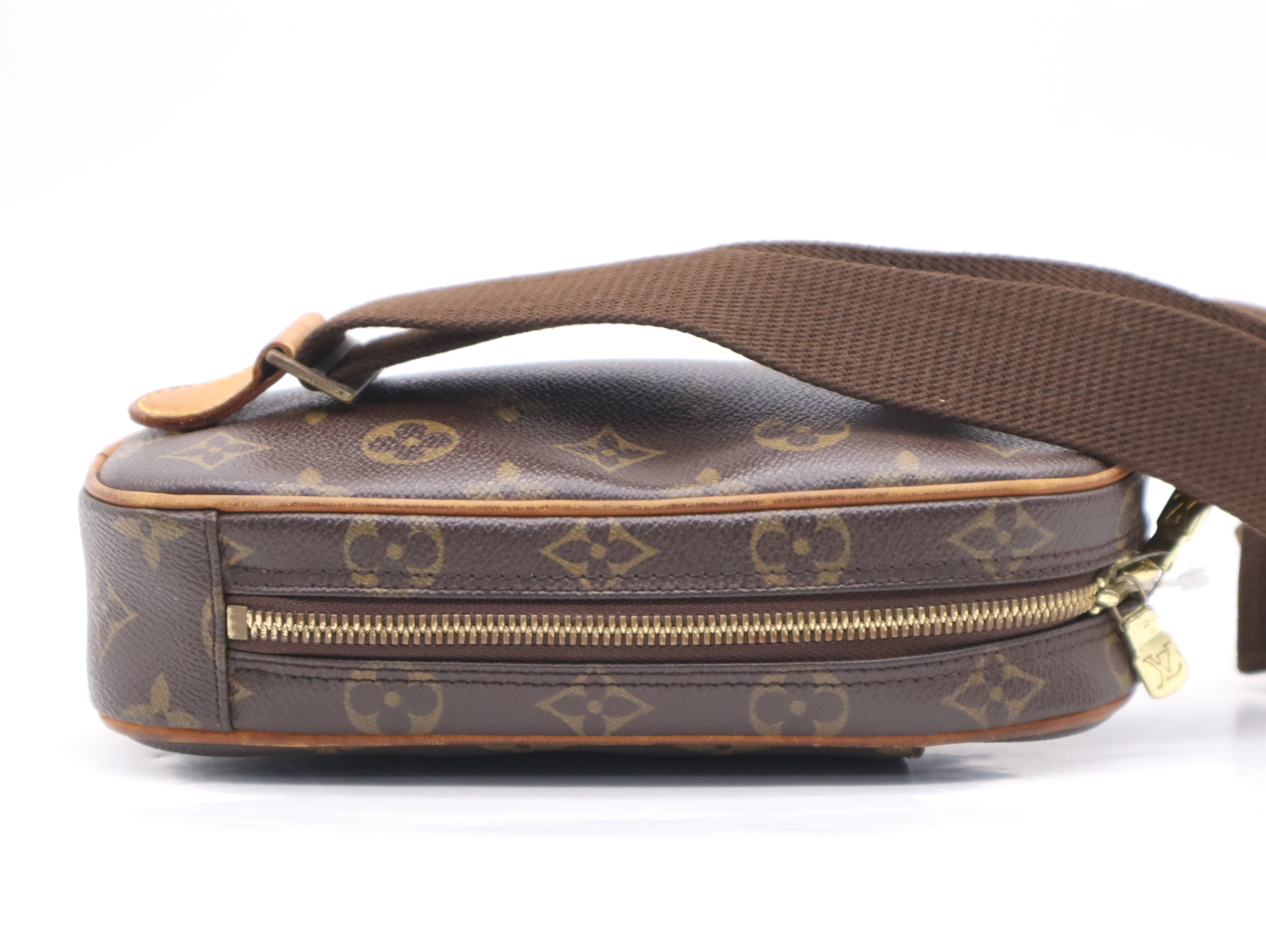 M51870 Monogram Pochette Gange Waist Bag — view 5