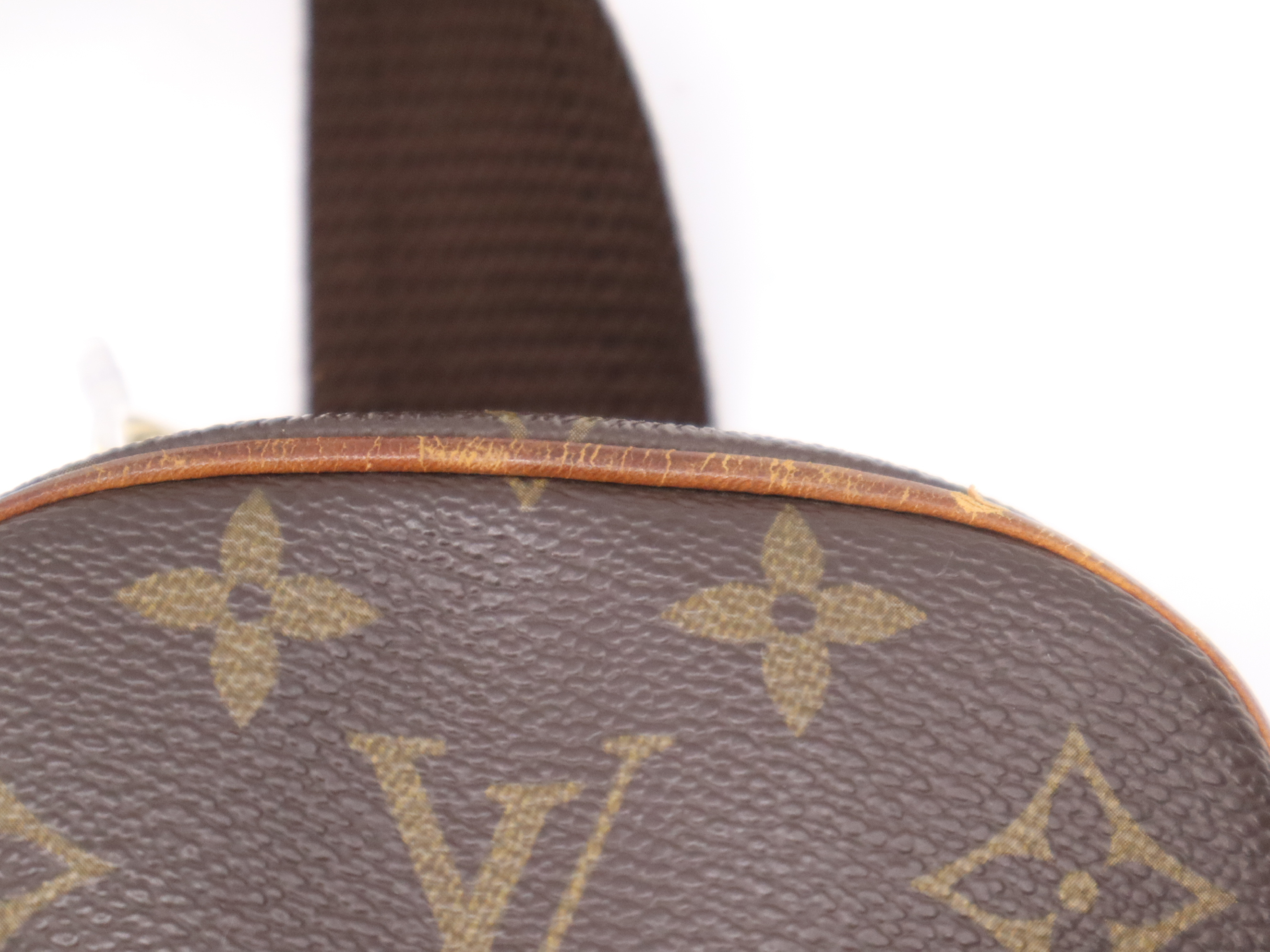 M51870 Monogram Pochette Gange Waist Bag — view 9