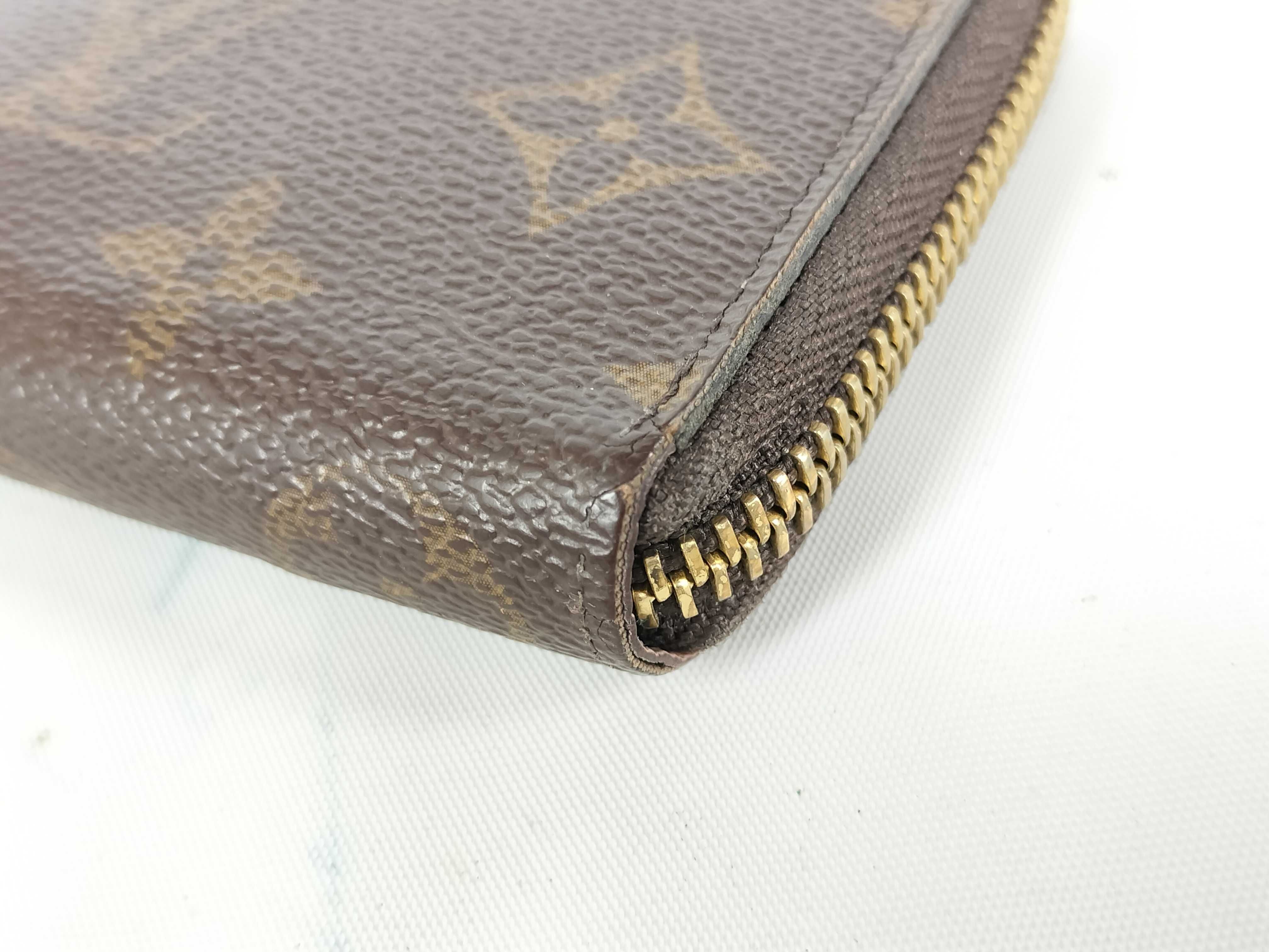 Monogram M61298 Portefeuille Clemence Rose Ballerine Round Wallet — view 2