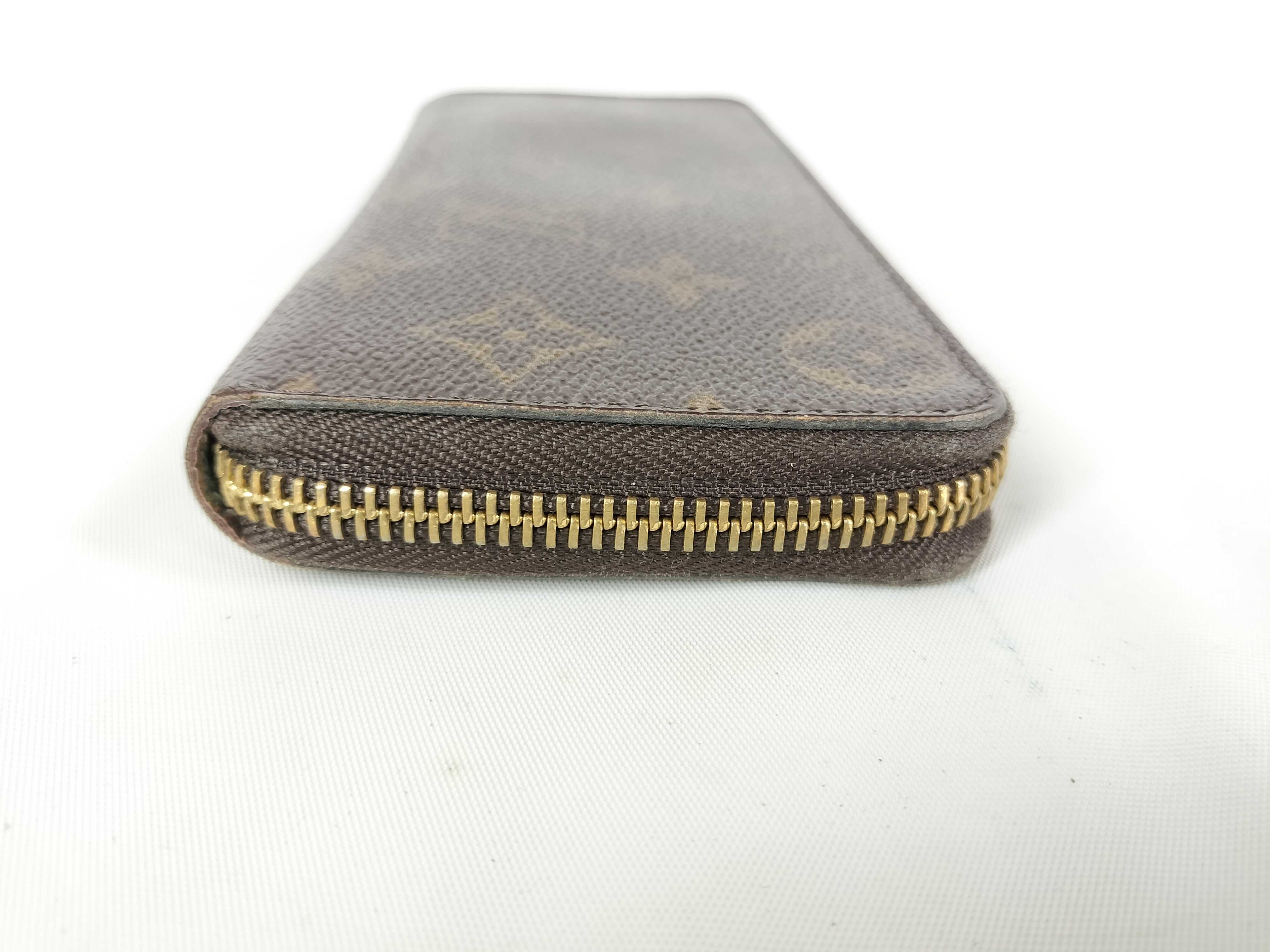 Monogram M61298 Portefeuille Clemence Rose Ballerine Round Wallet — view 3
