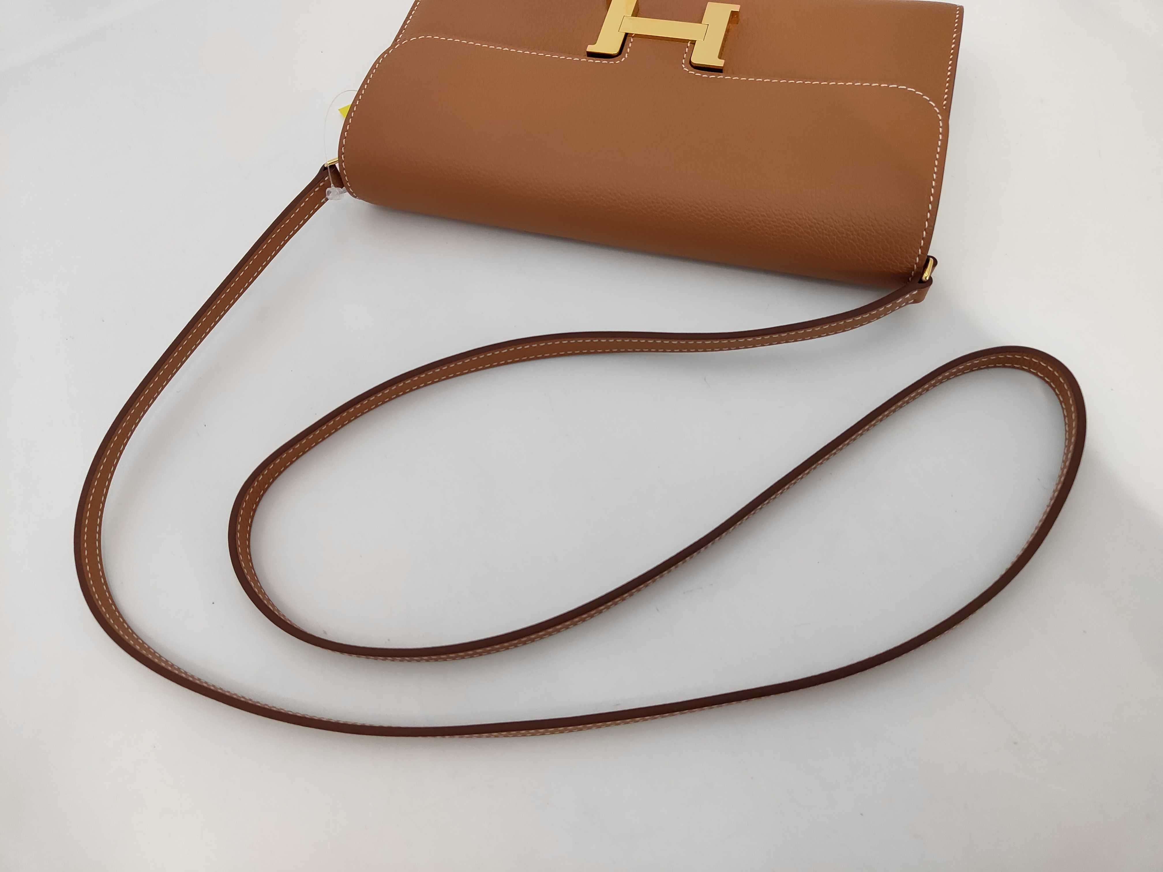 Constance Togo Evercolor Brown Shoulder Bag with Gold Hardware (K Stamp) — view 5