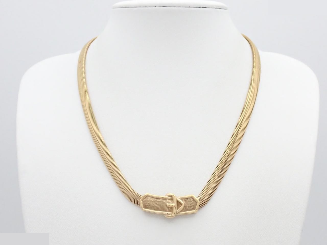 Other lines: Precious metal necklaces and pendants, total length approximately 46 cm. — view 3