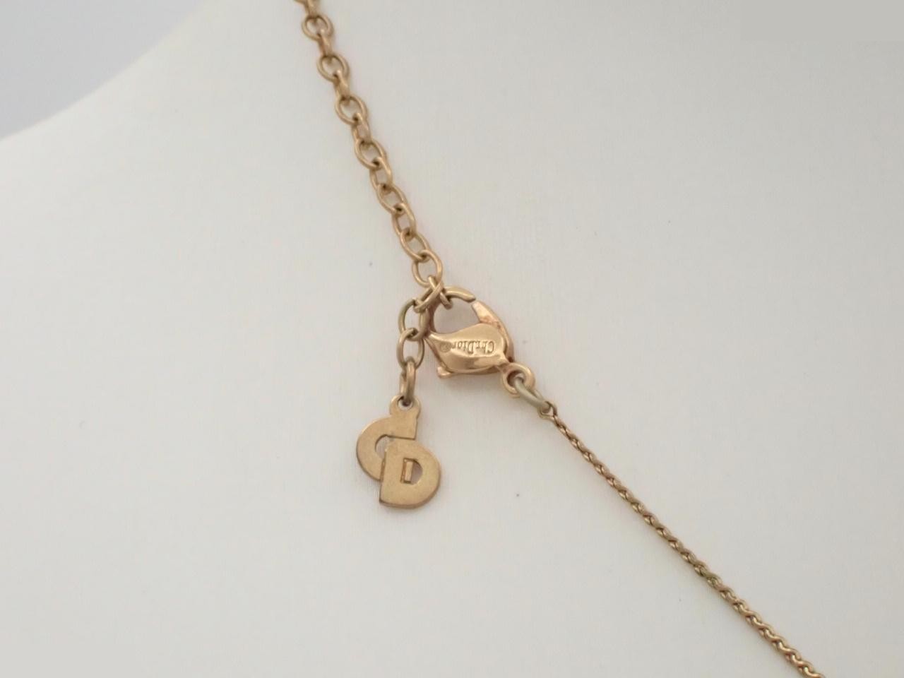 necklace — view 2