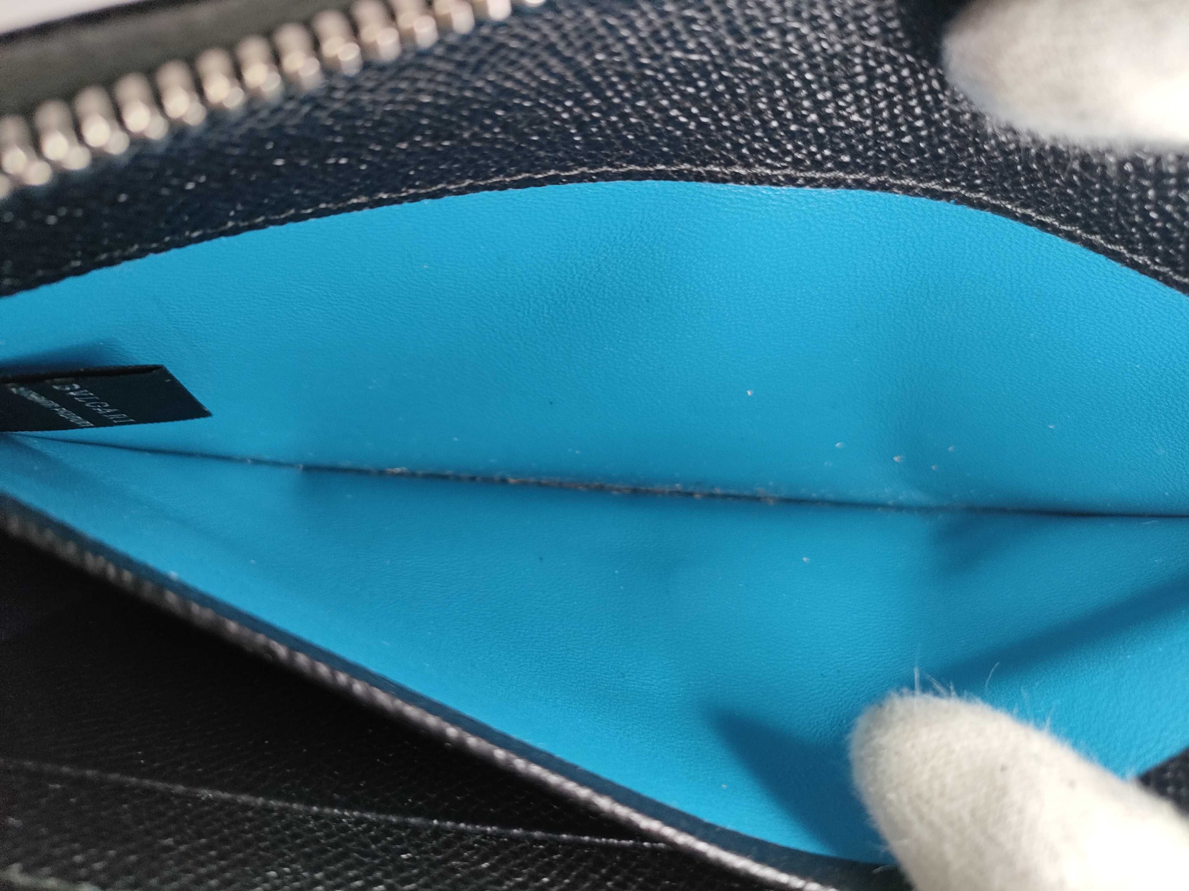 Bulgari Round Zip Wallet — view 12