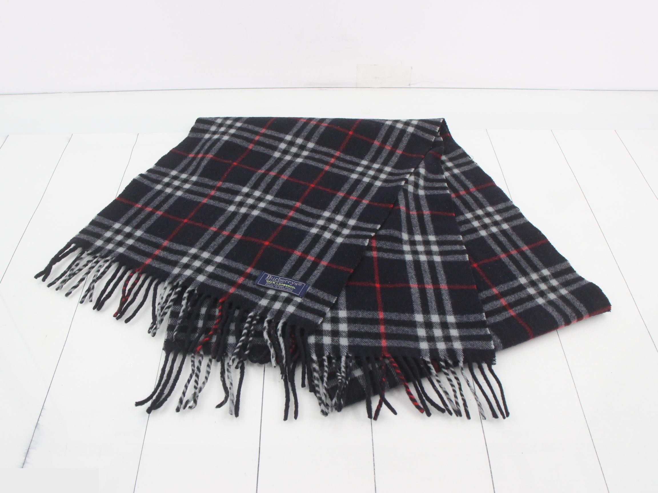 Scarf, Nova Check pattern, black — view 2