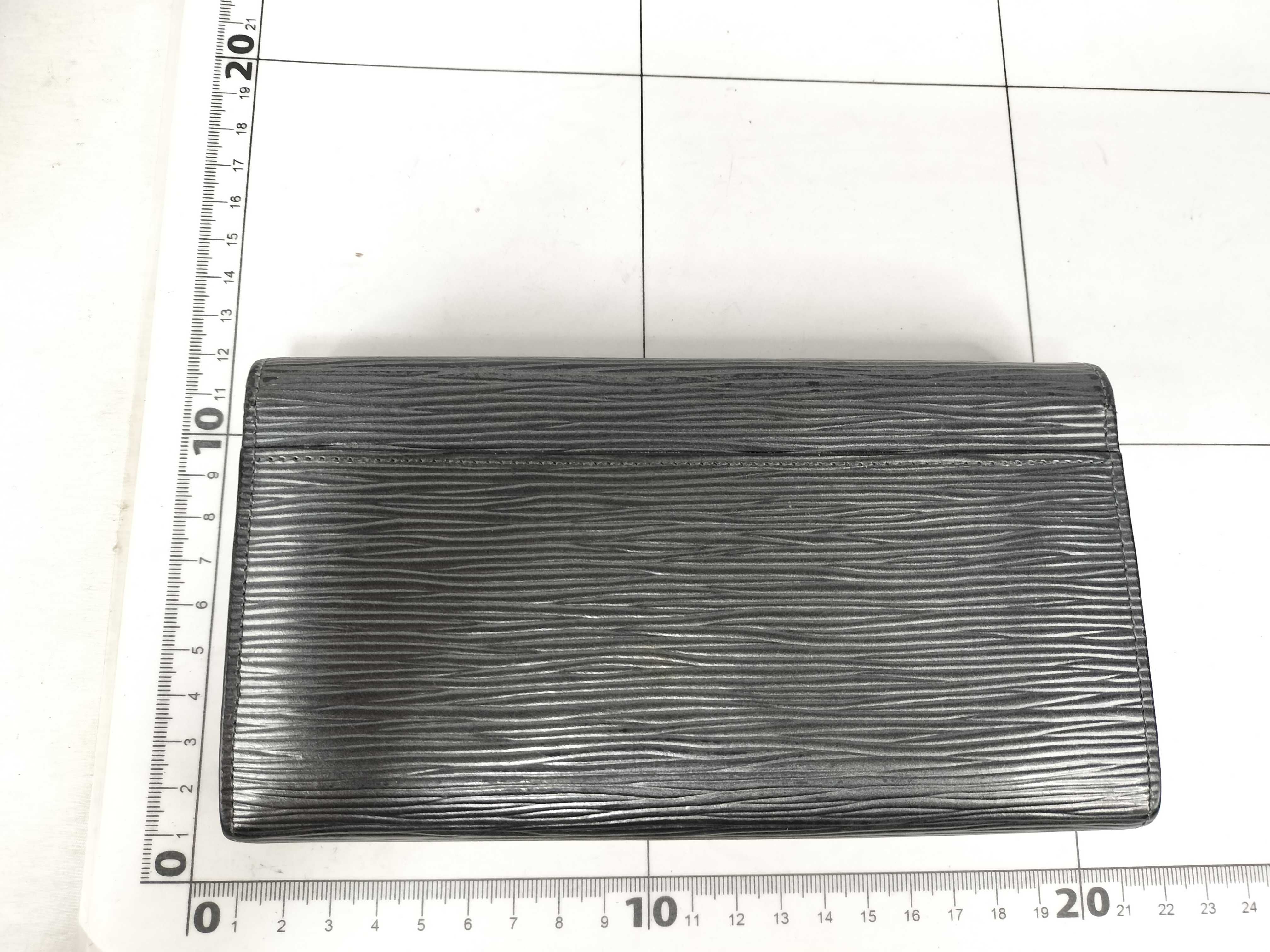 Epi Louis Vuitton Epi Portefeuille Sarah New Wallet — view 2