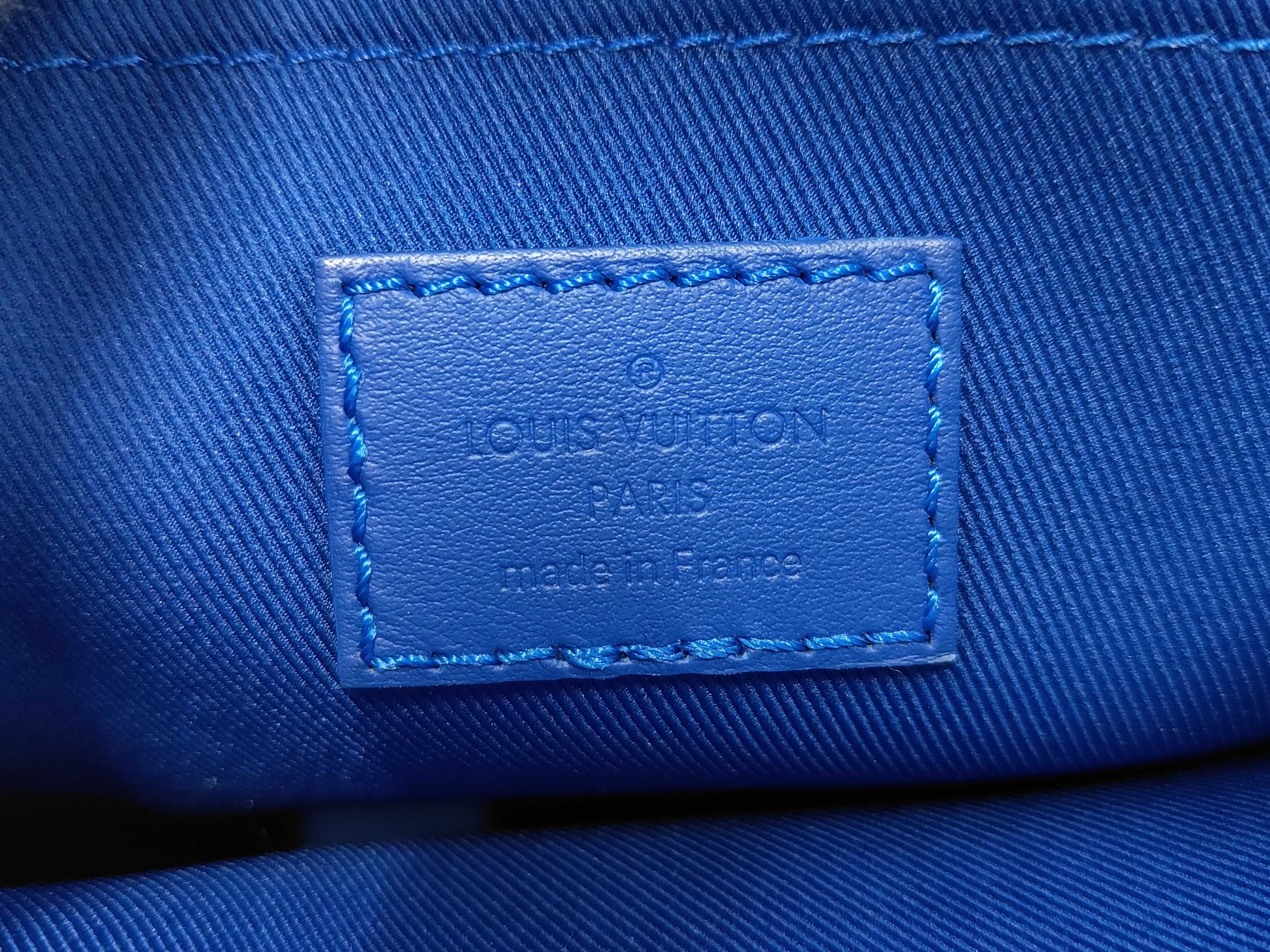 M58488 Taurillon Monogram S Lock Messenger ST (different color) Handbag — view 3
