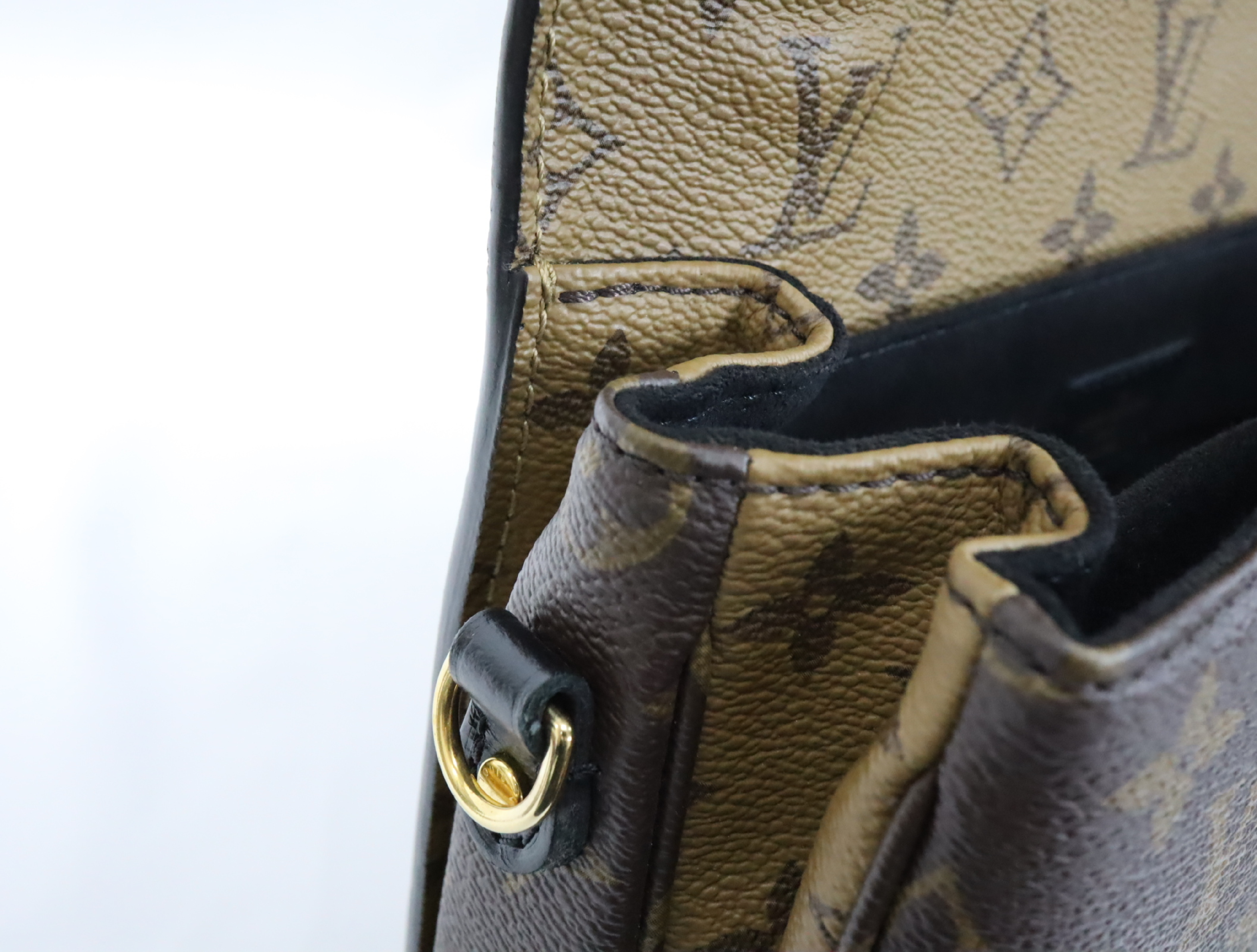 Monogram Reverse Pochette Metis MM M44876 Shoulder Bag (RFID detected) — view 14
