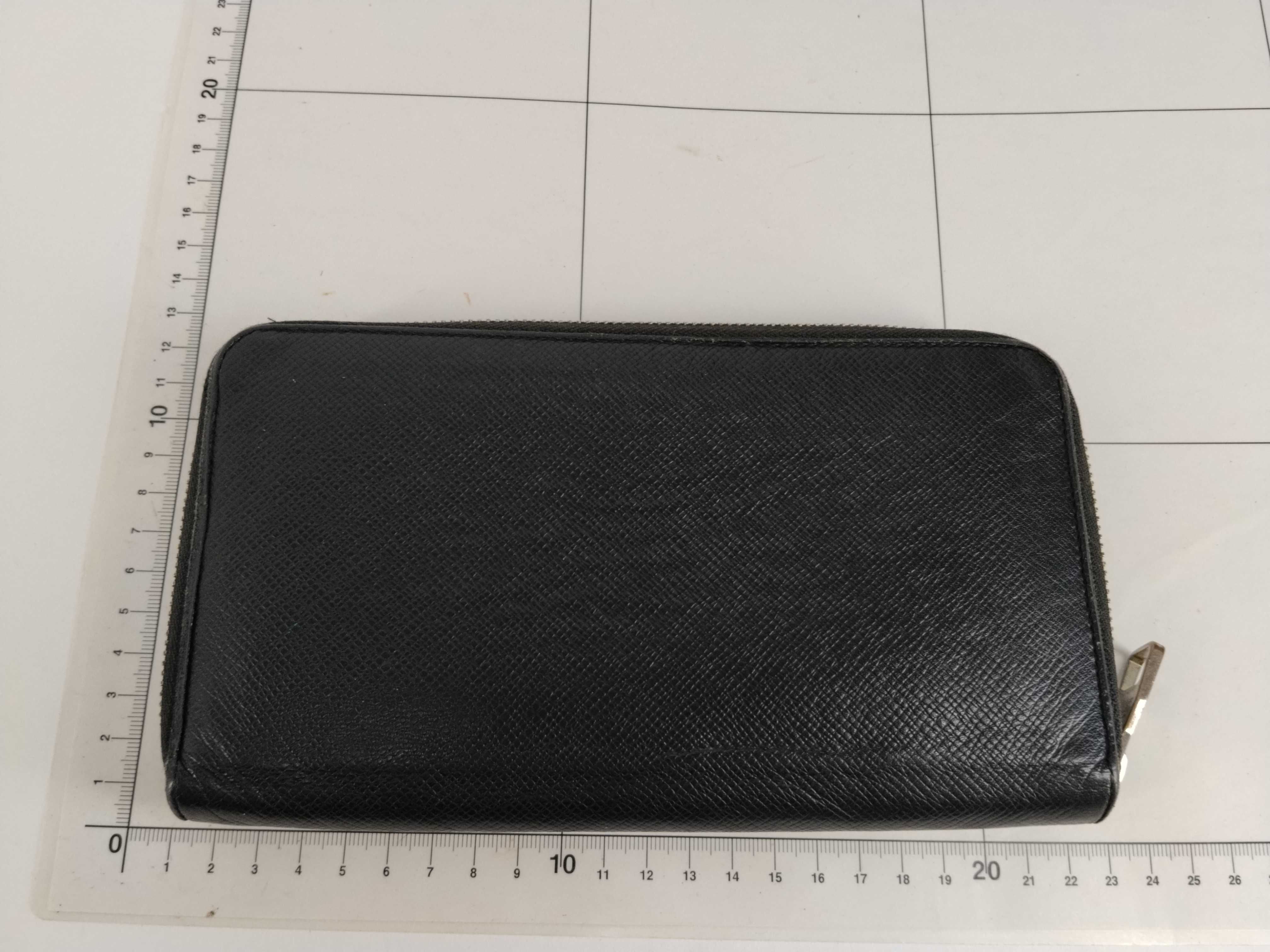 Taiga / Taiga / Zippy Organizer / M30513 / CA0166 / Long Wallet / Leather Wallet — view 2