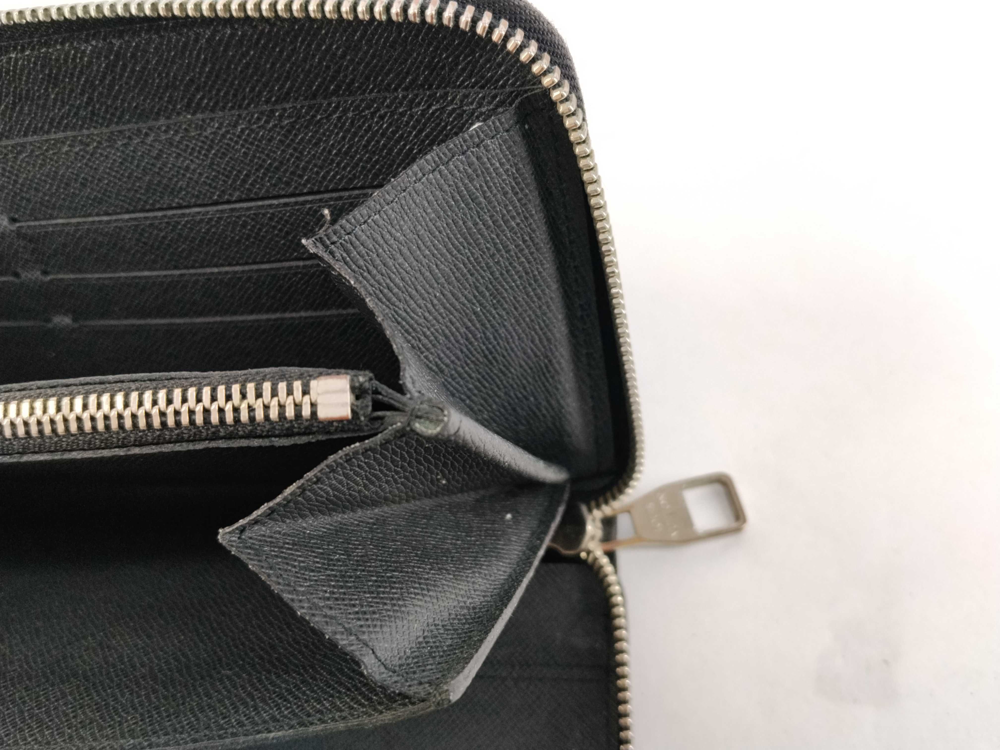 Taiga / Taiga / Zippy Organizer / M30513 / CA0166 / Long Wallet / Leather Wallet — view 15