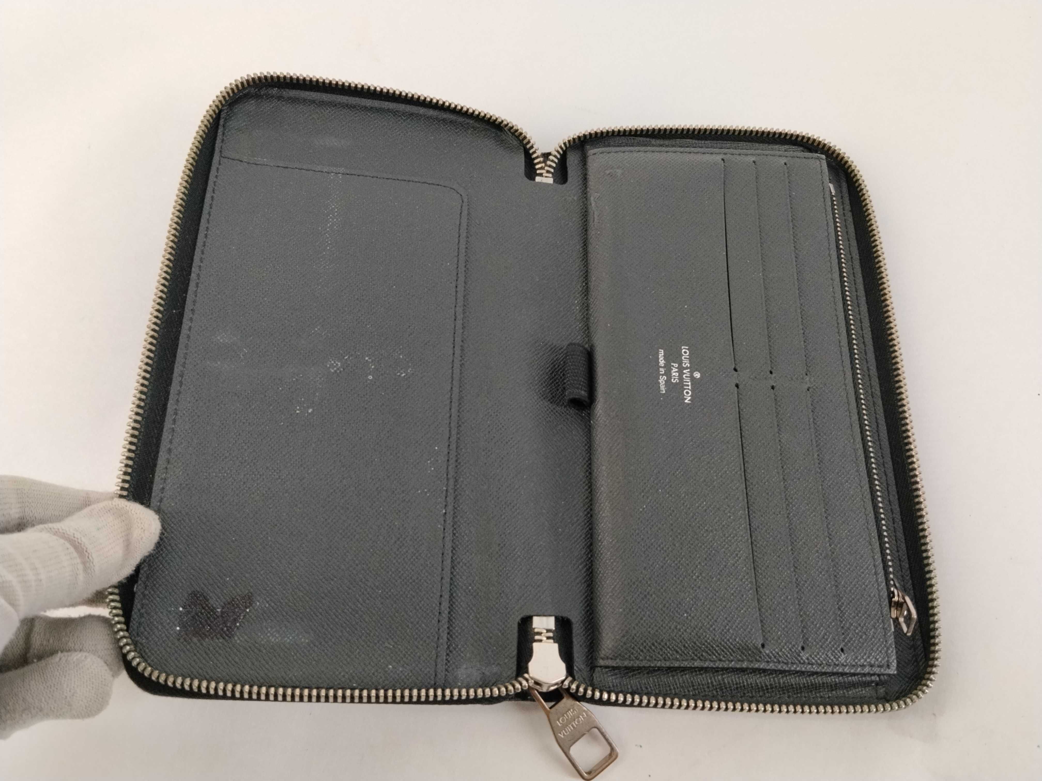 Taiga / Taiga / Zippy Organizer / M30513 / CA0166 / Long Wallet / Leather Wallet — view 10