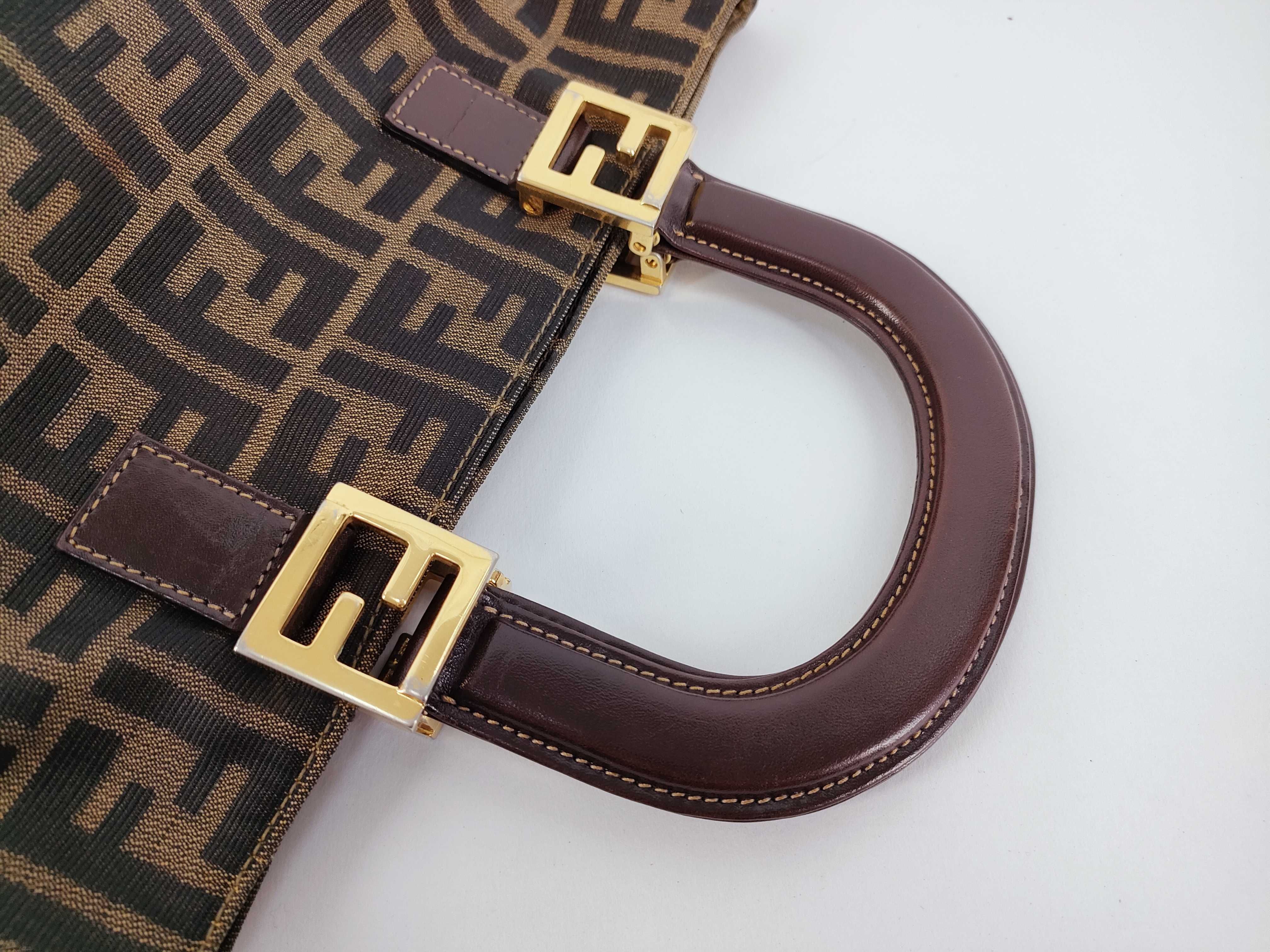 handbag — view 3