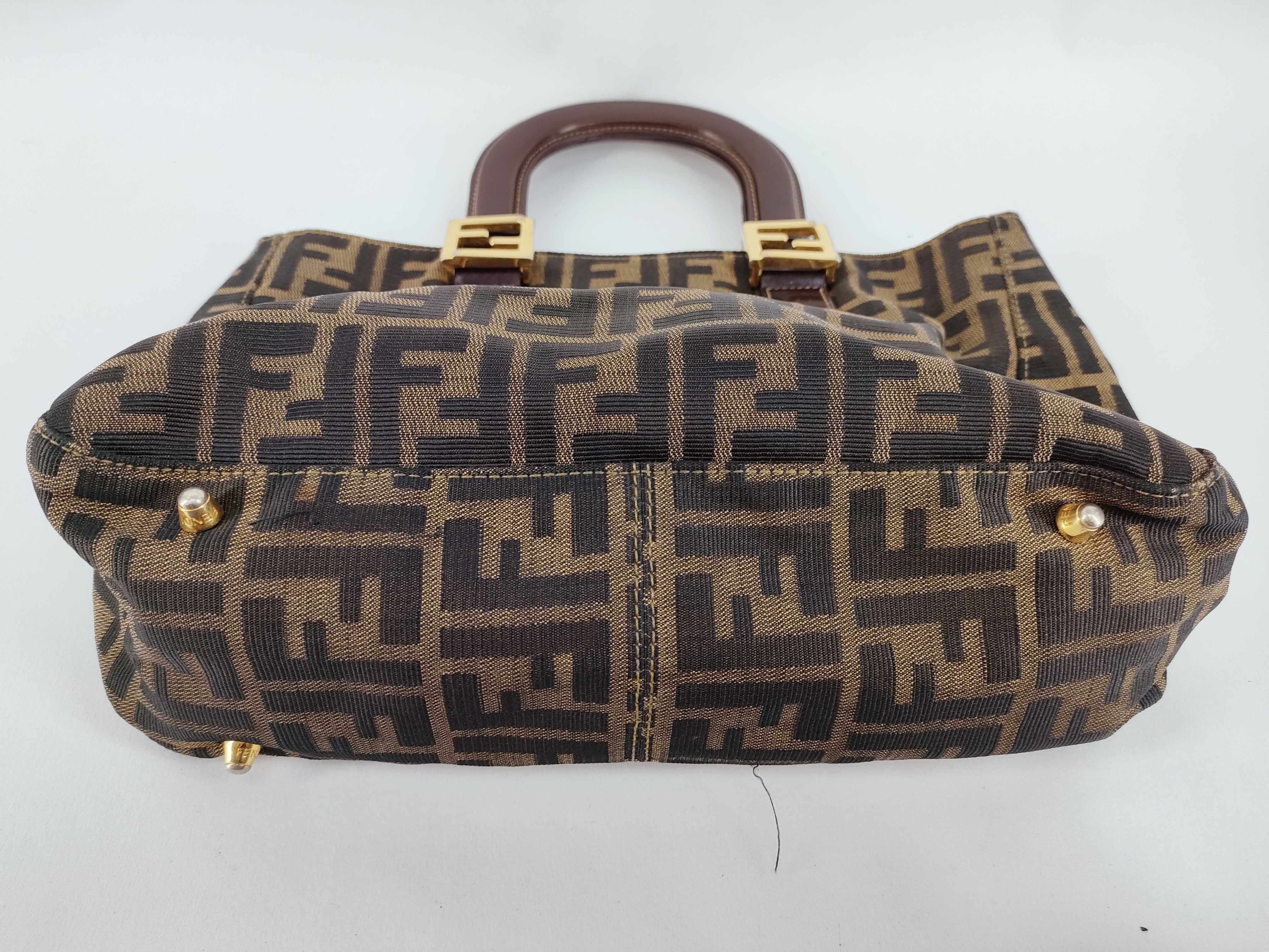 handbag — view 7