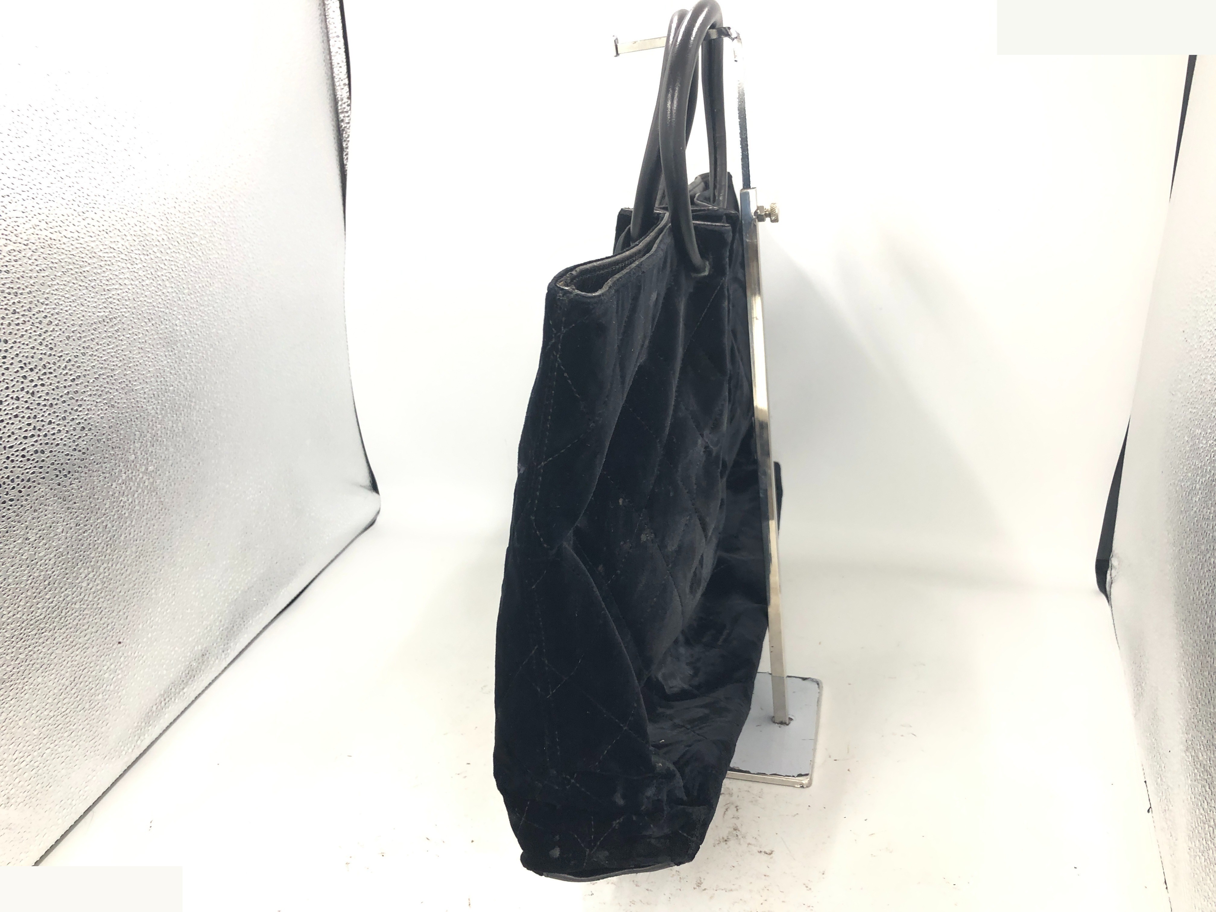 Matelassé Tote Bag with Seal, 6907139, Velour/Leather, Black — view 3