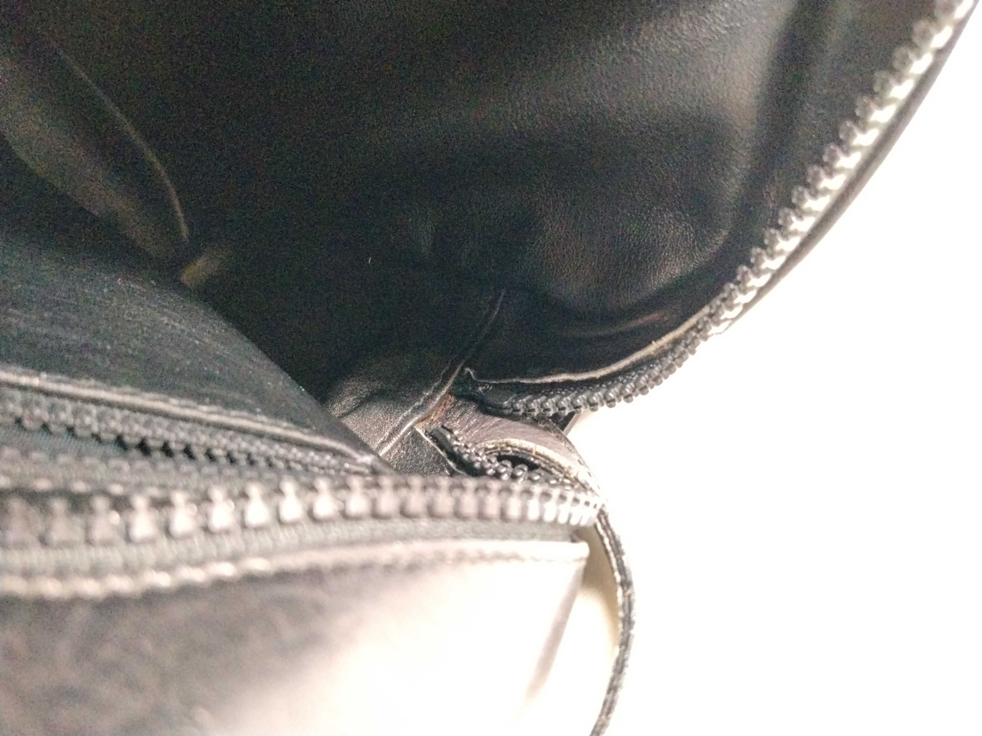 Leather Vintage Shoulder Bag — view 13