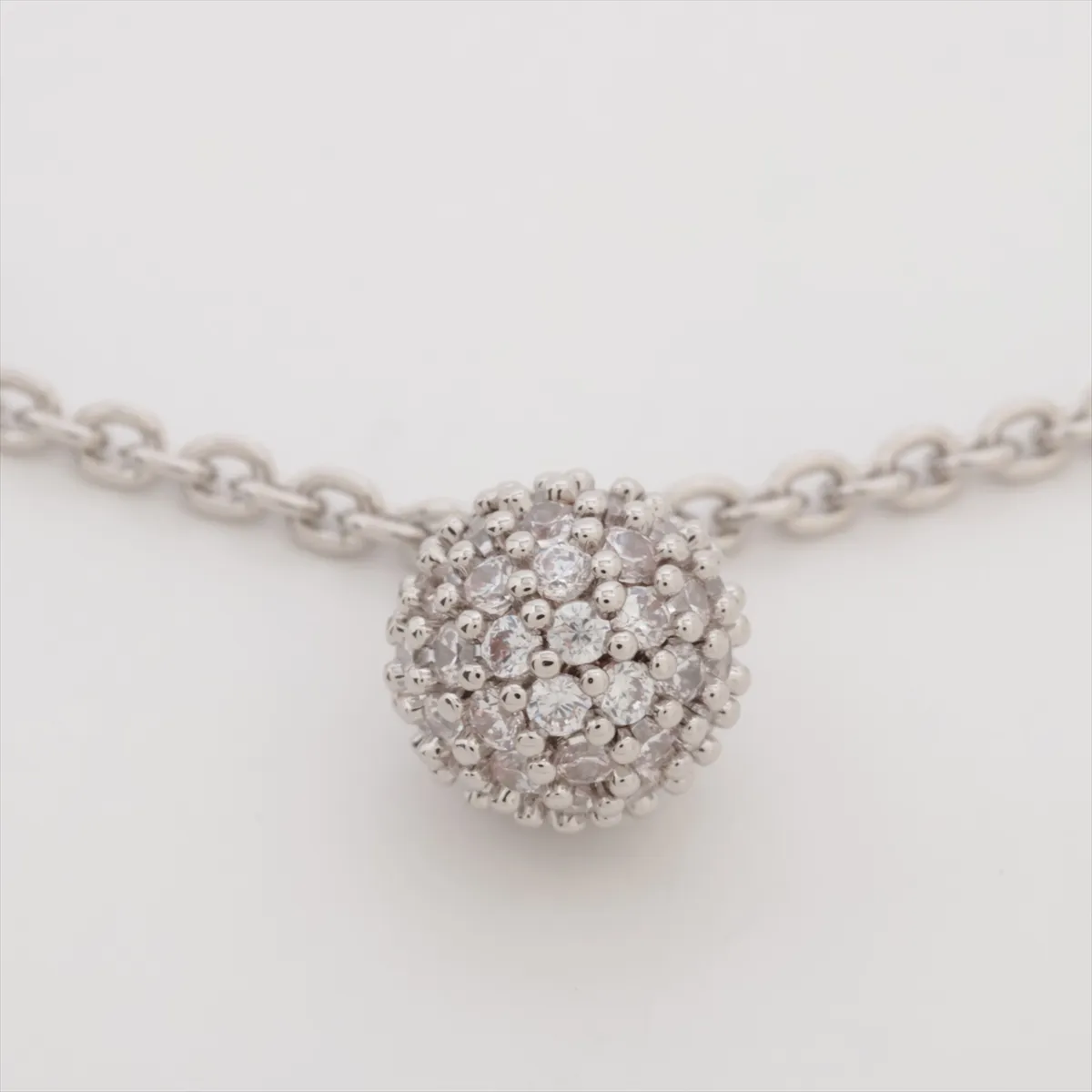 M1808A Bracelet LV Iconic Louisa Strass RM4265 Bracelet Metal x Rhinestone Silver — view 2