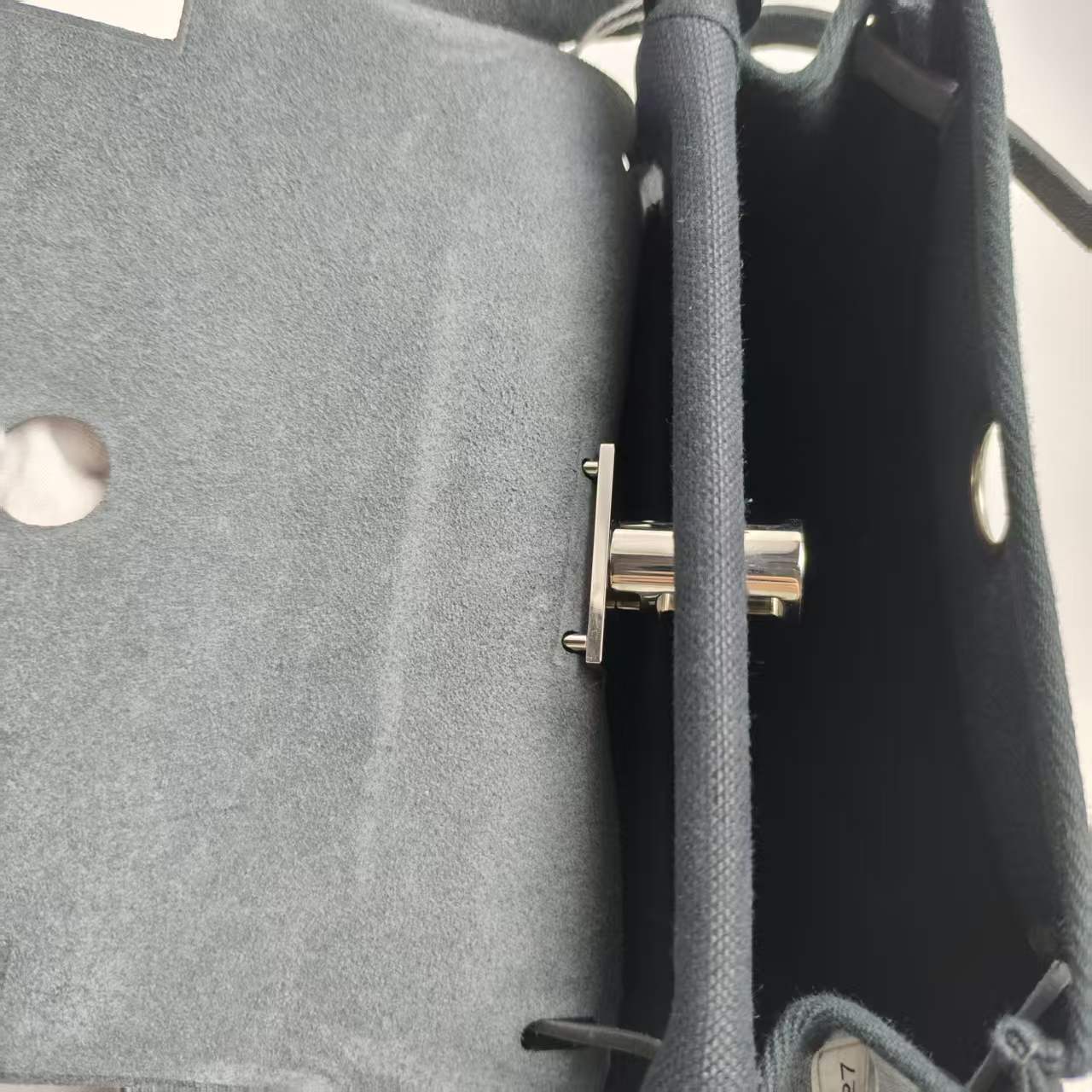 【*Shipped from: China*】HERMES Herbag Canvas G Shoulder Bag — view 8