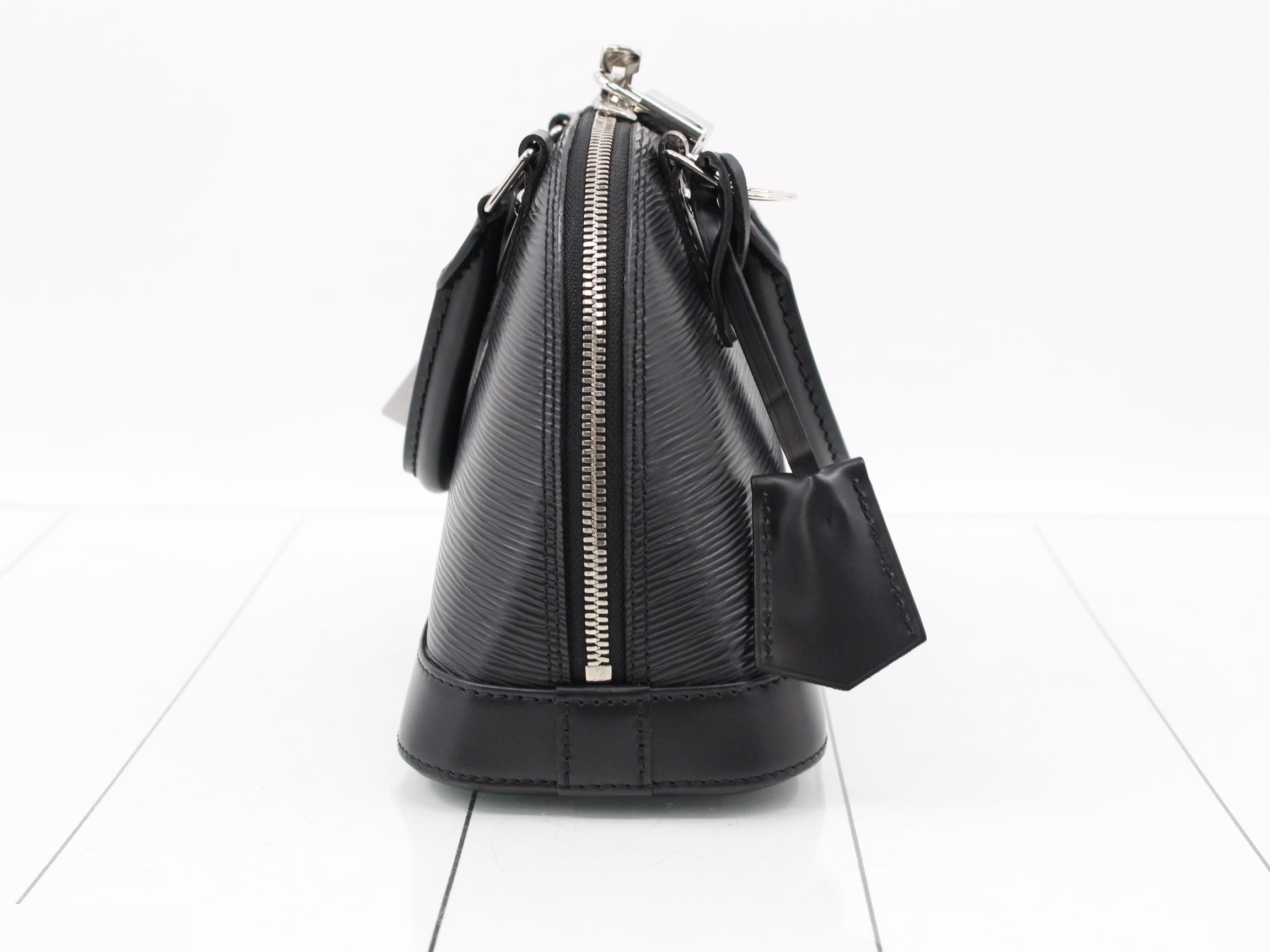 Epi Nano Alma 2-Way Handbag — view 4