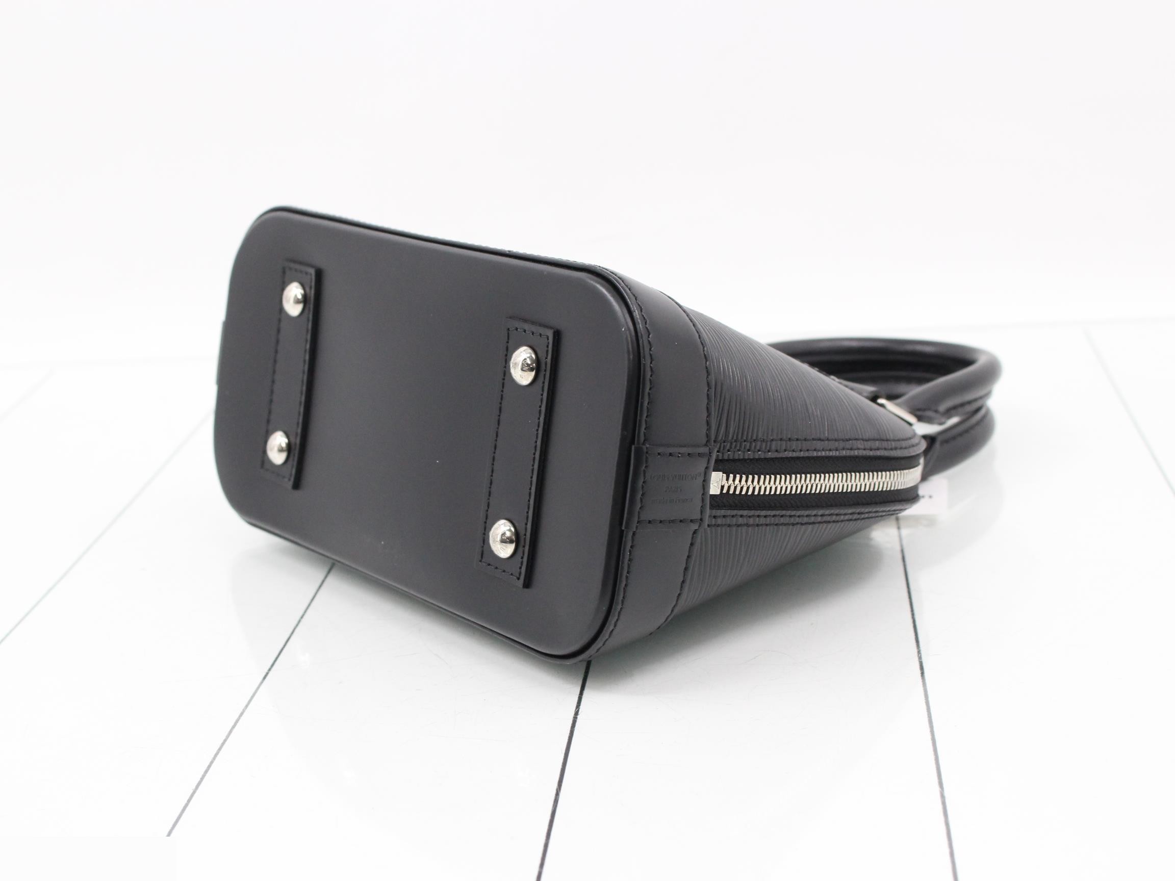 Epi Nano Alma 2-Way Handbag — view 6