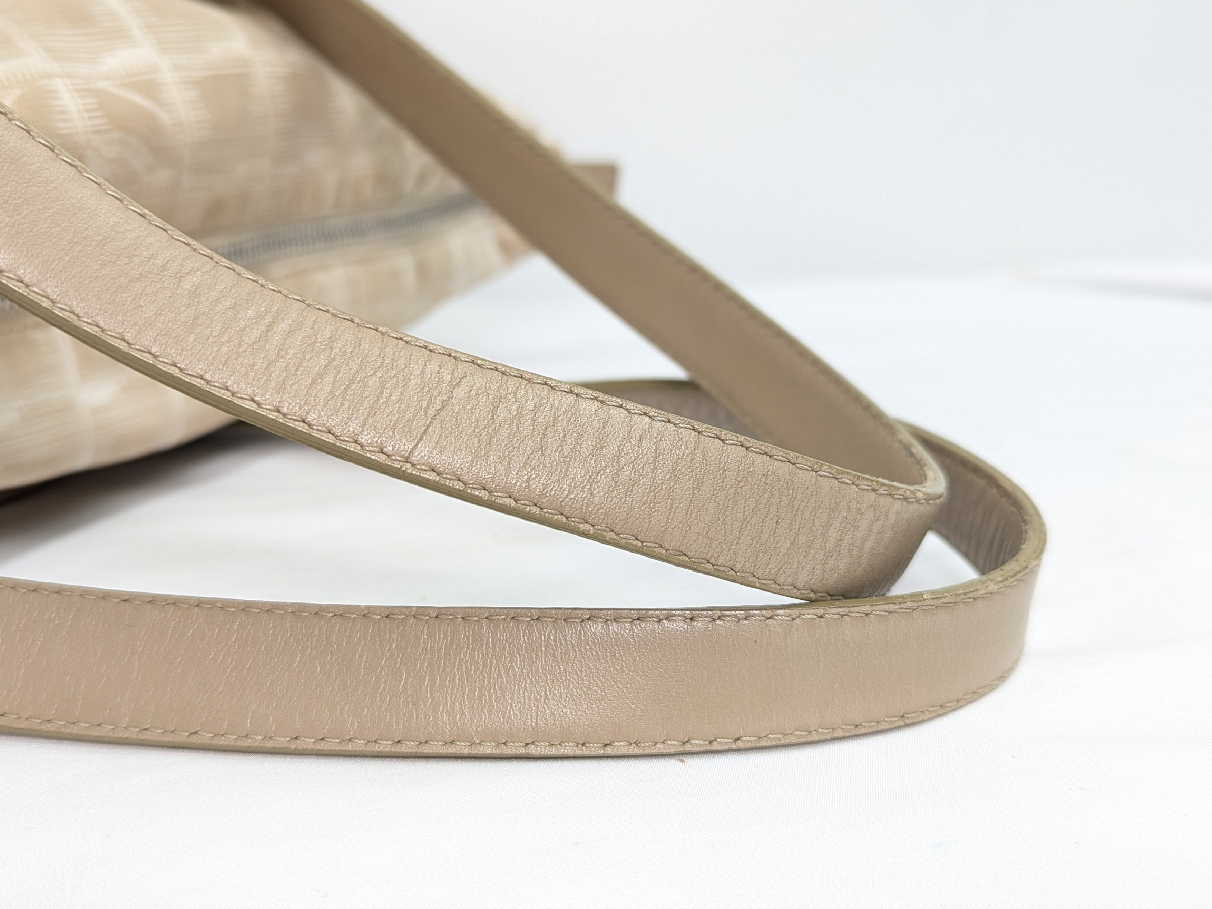 New Travel Line Tote Bag Handbag — view 6