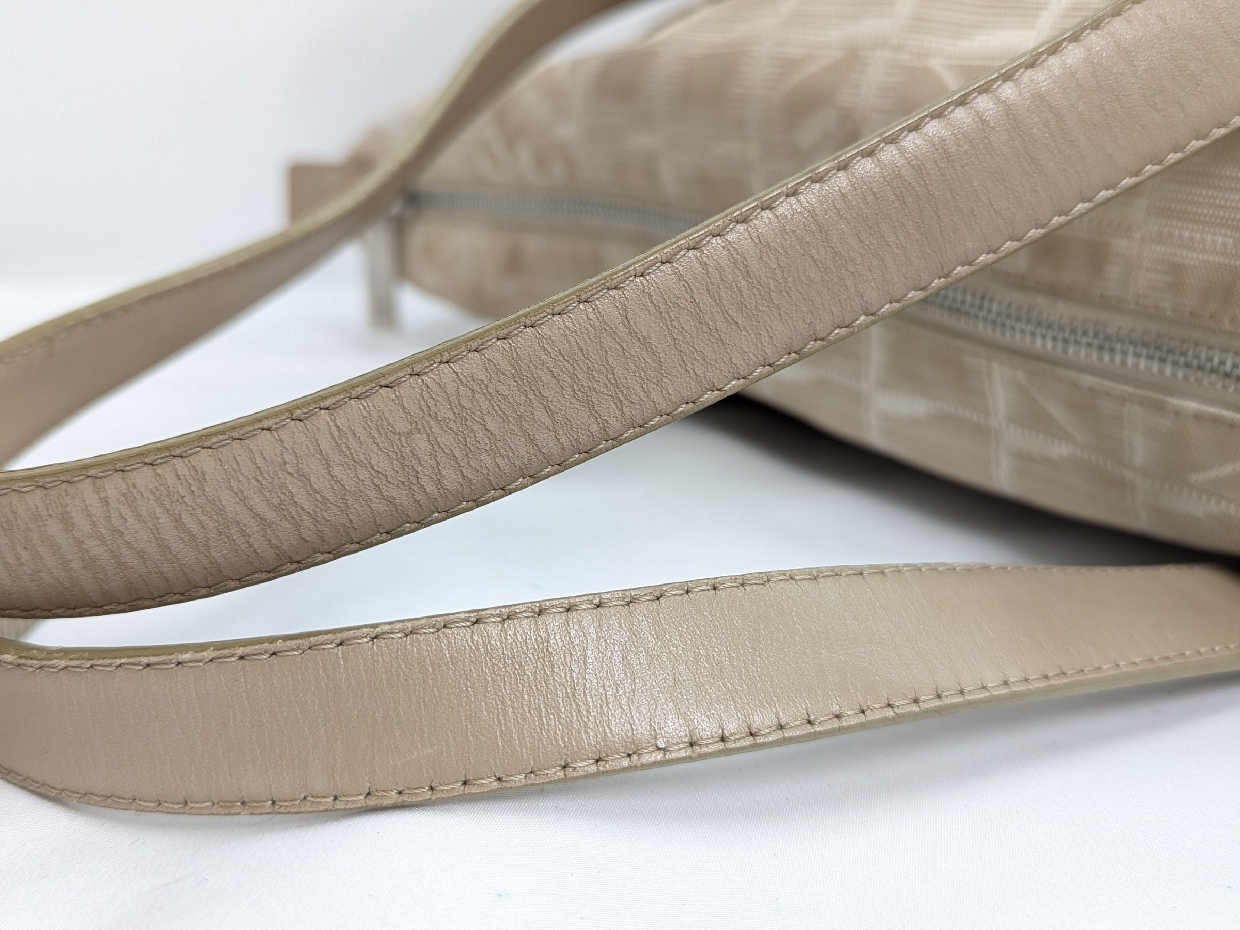 New Travel Line Tote Bag Handbag — view 7