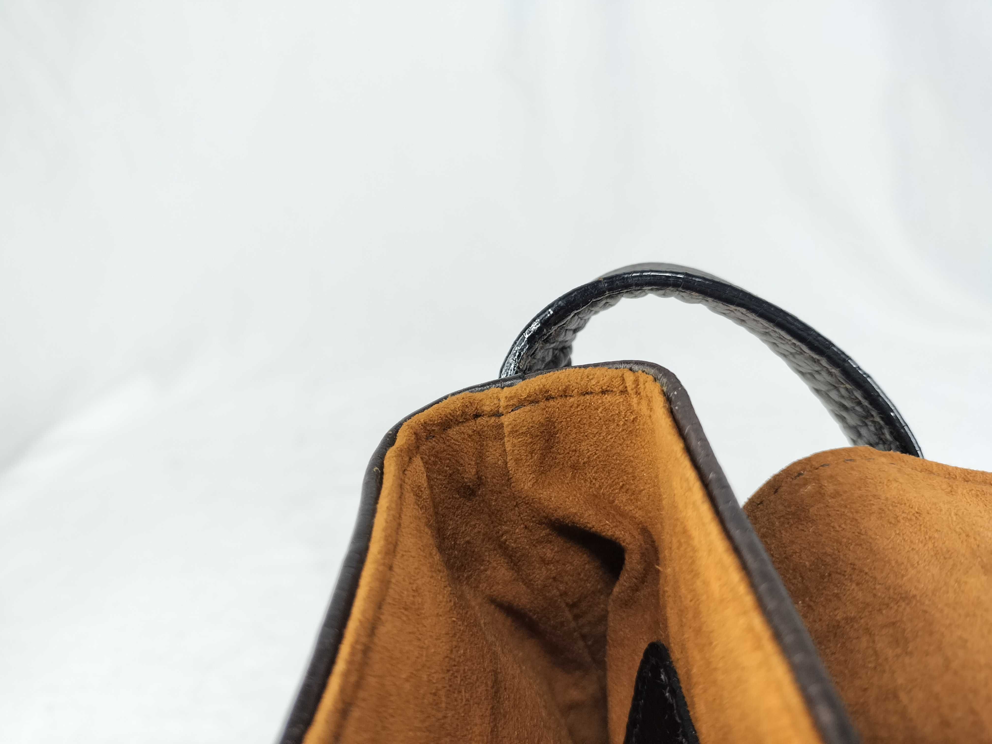 One-Shoulder Bag — view 9