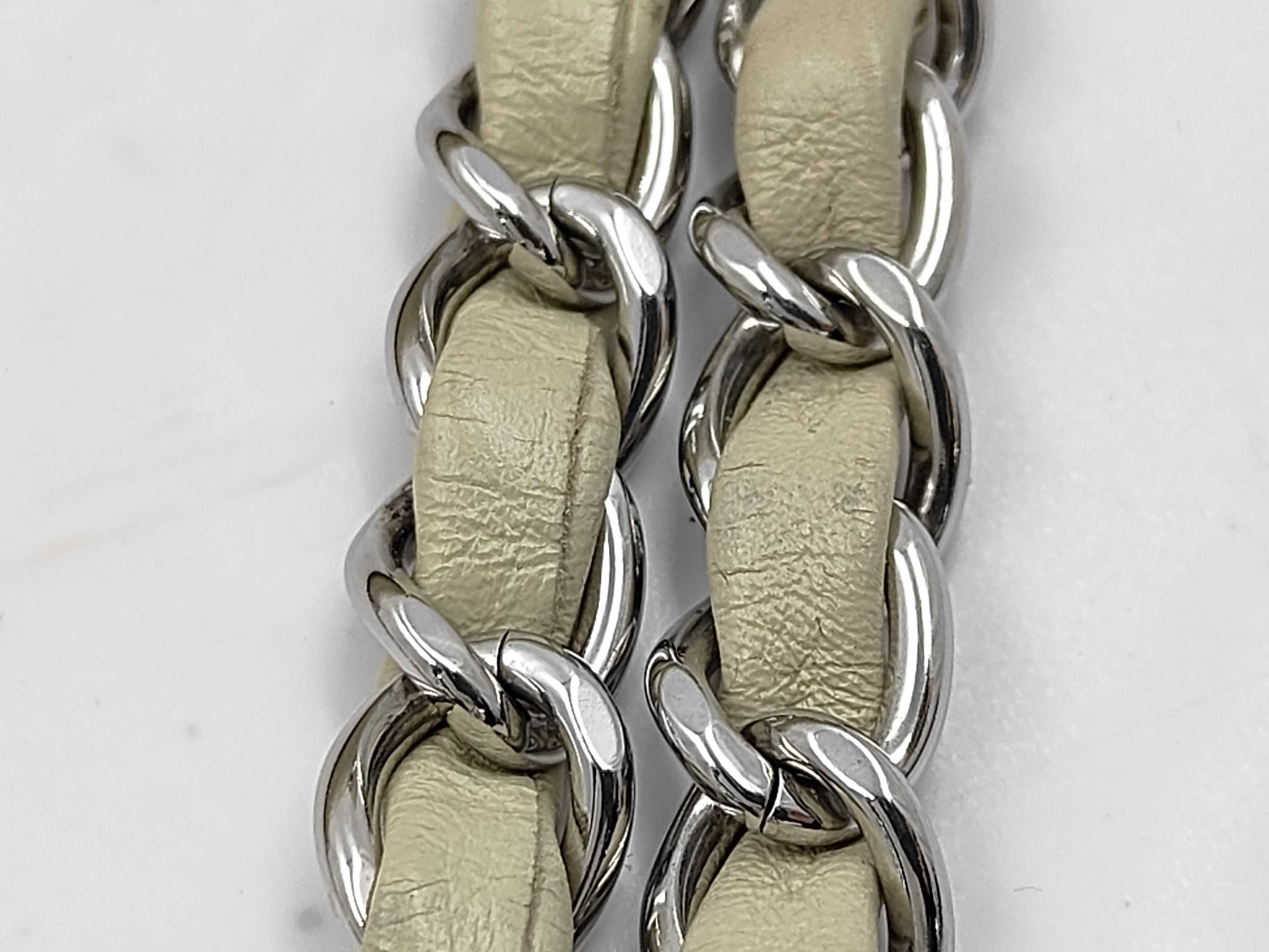 V-stitch double flap calfskin chain shoulder bag in beige. — view 4