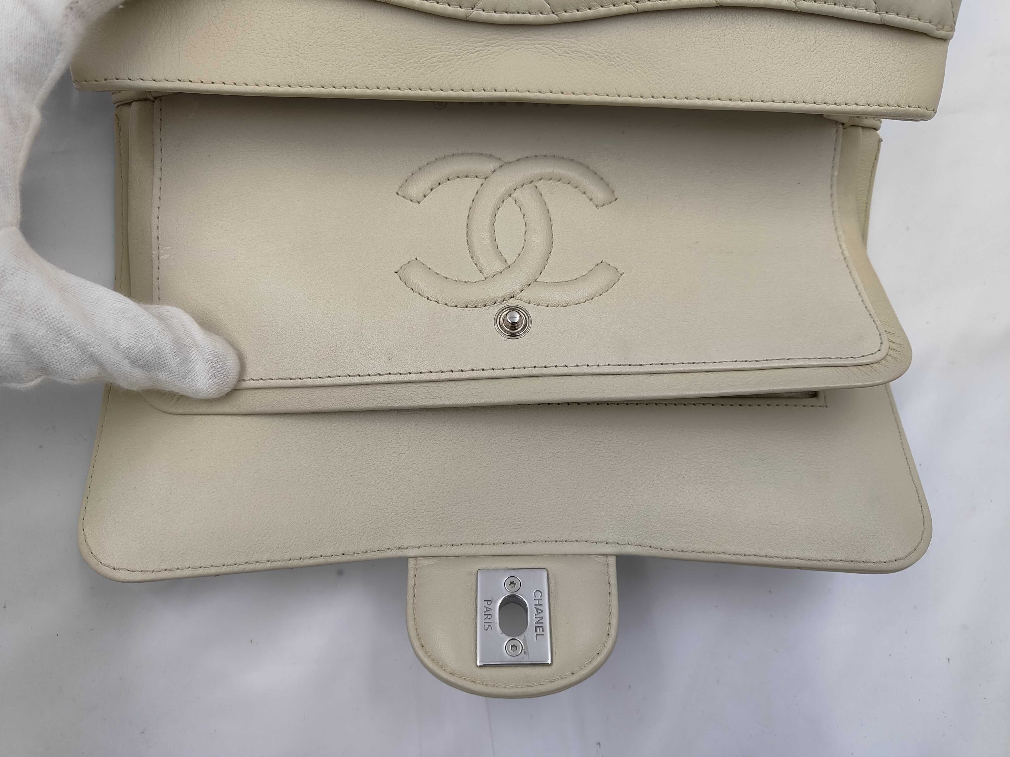 V-stitch double flap calfskin chain shoulder bag in beige. — view 8