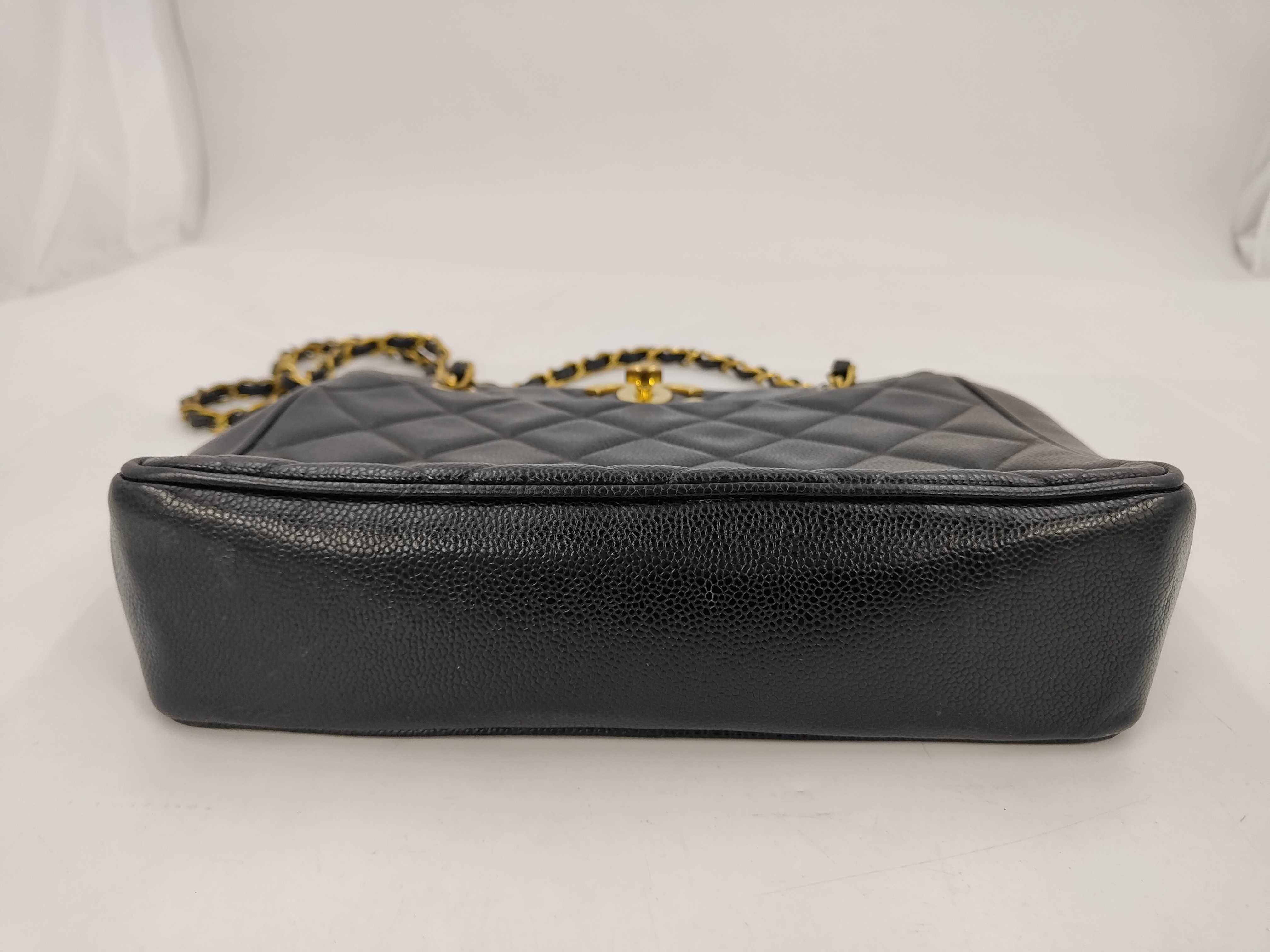 Matelassé Caviar Turnlock Chain Tote Bag — view 3