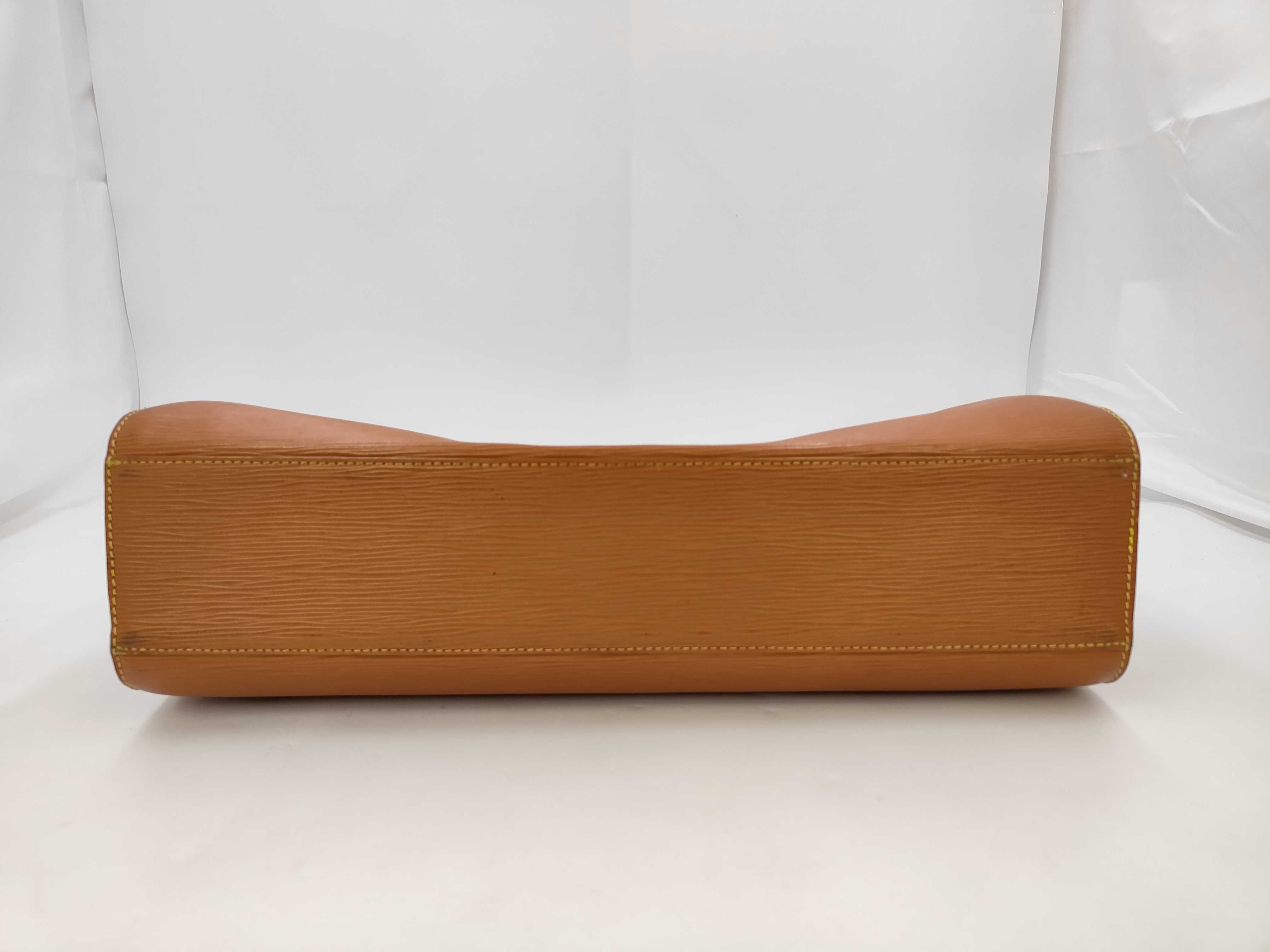 Epi Leather Sorbonne Handbag M54518 — view 5