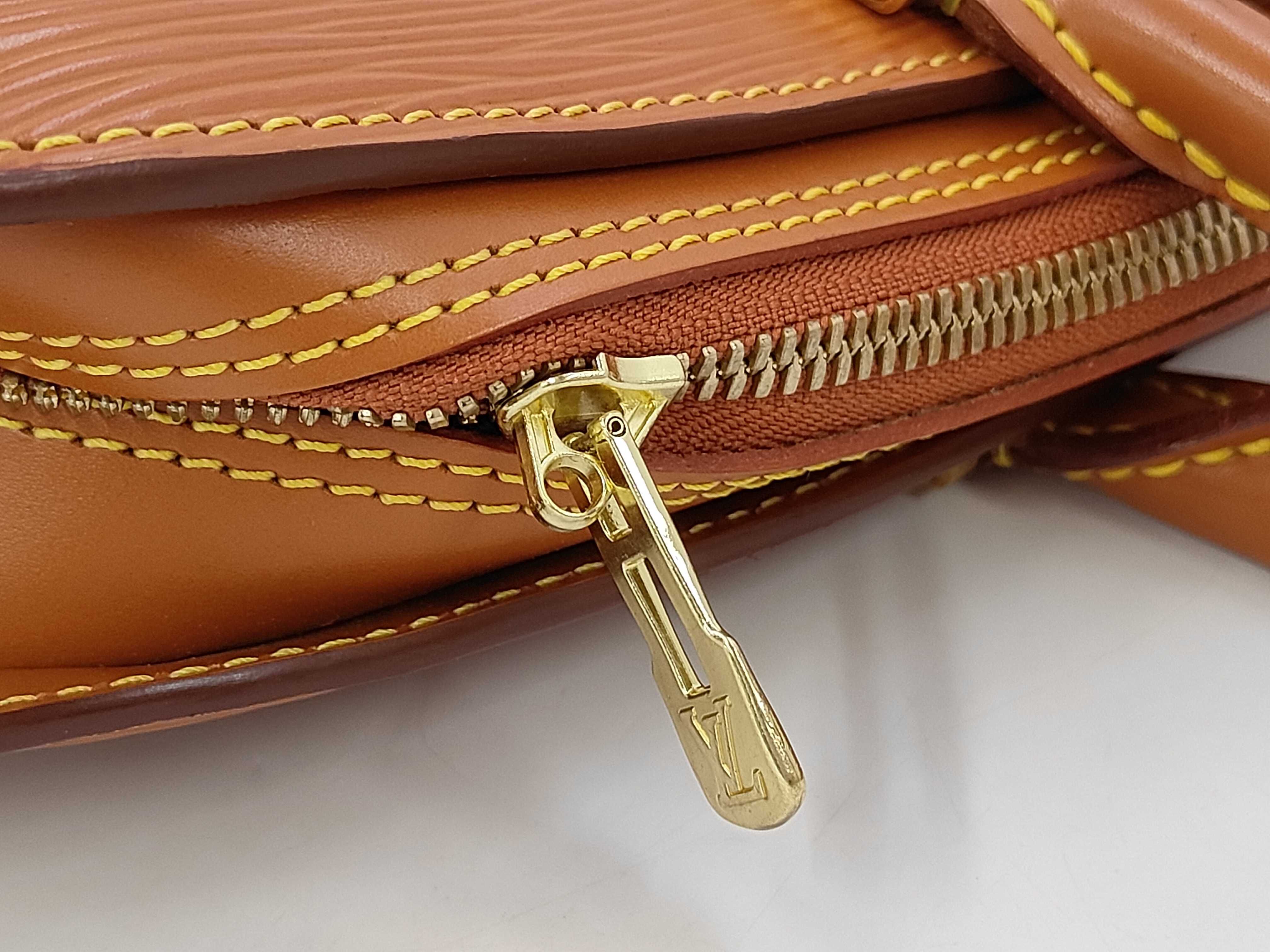 Epi Leather Sorbonne Handbag M54518 — view 9
